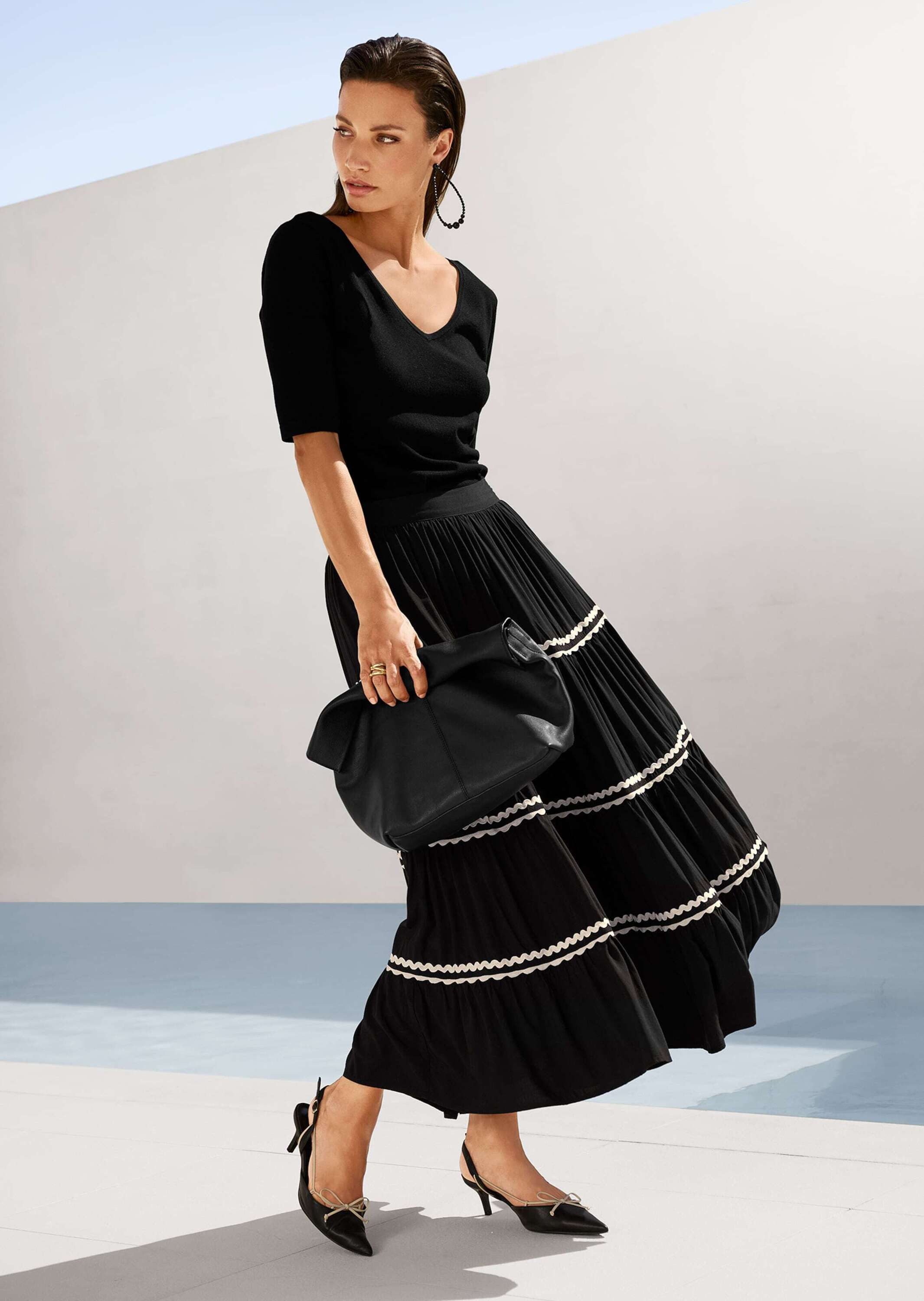 MADELEINE Strickpullover Halbarm-Pullover mit V-Ausschnitt