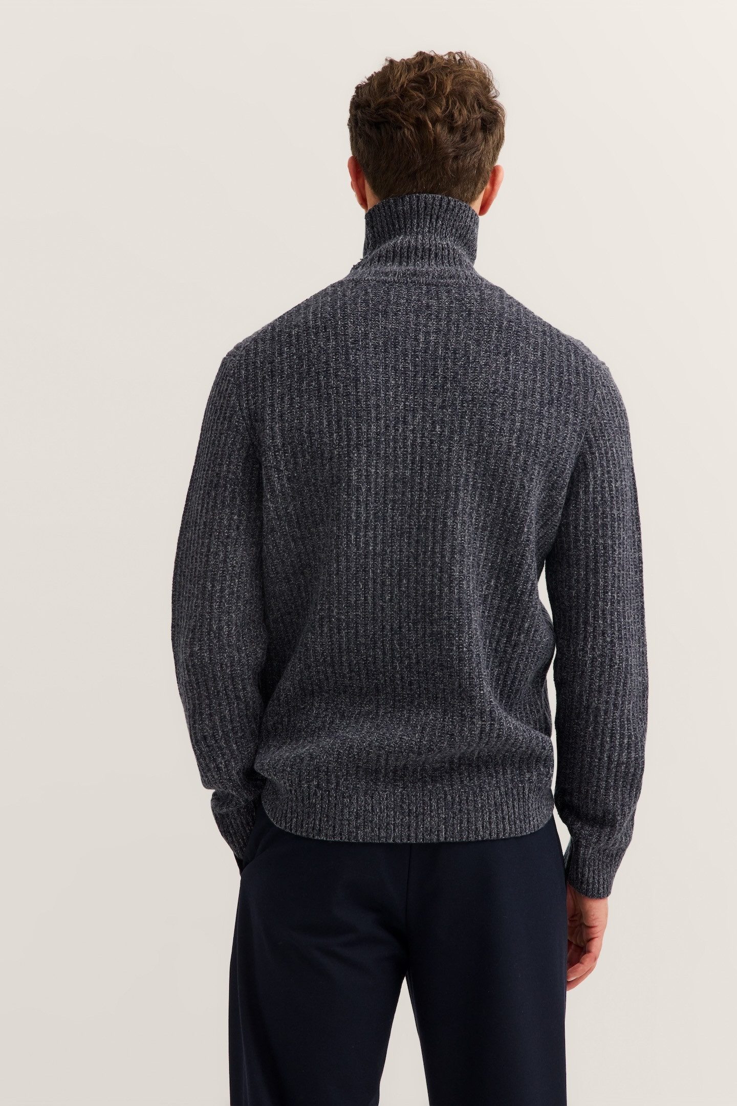bugatti Rollkragenpullover Regular Fit Grobstrick aus einem Wollmix
