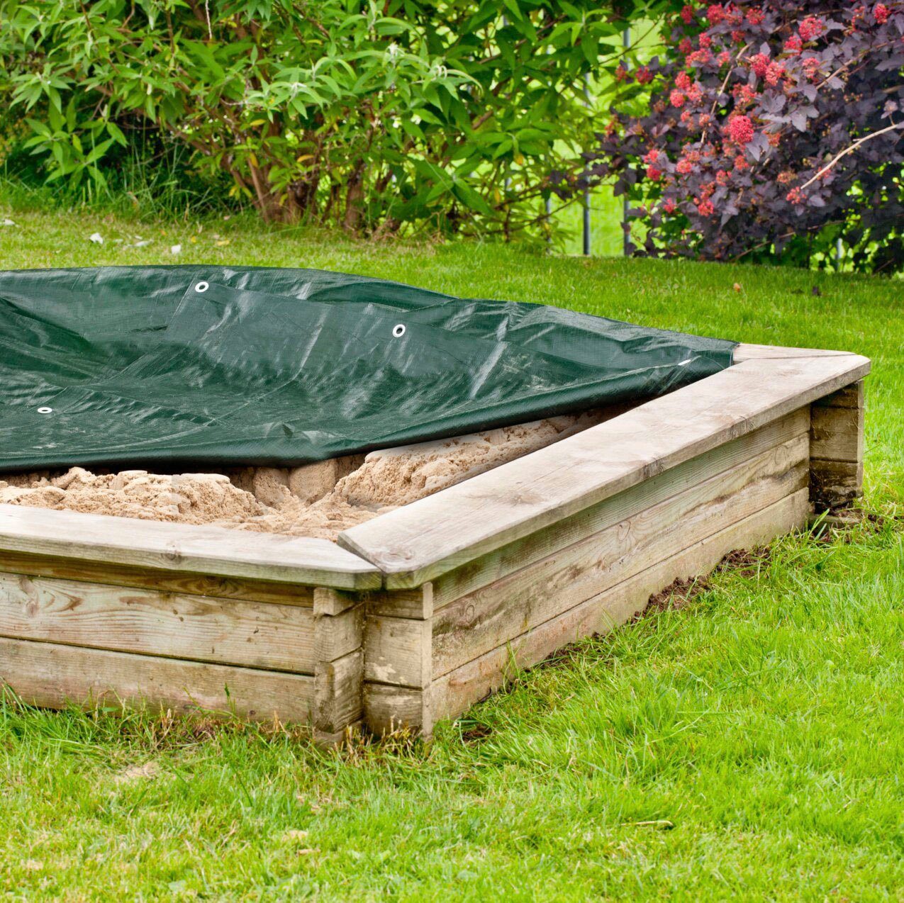 Windhager Sandkasten-Abdeckplane, LxB: 1,4x1,4 m, mit stabilen Aluminiumöse günstig online kaufen