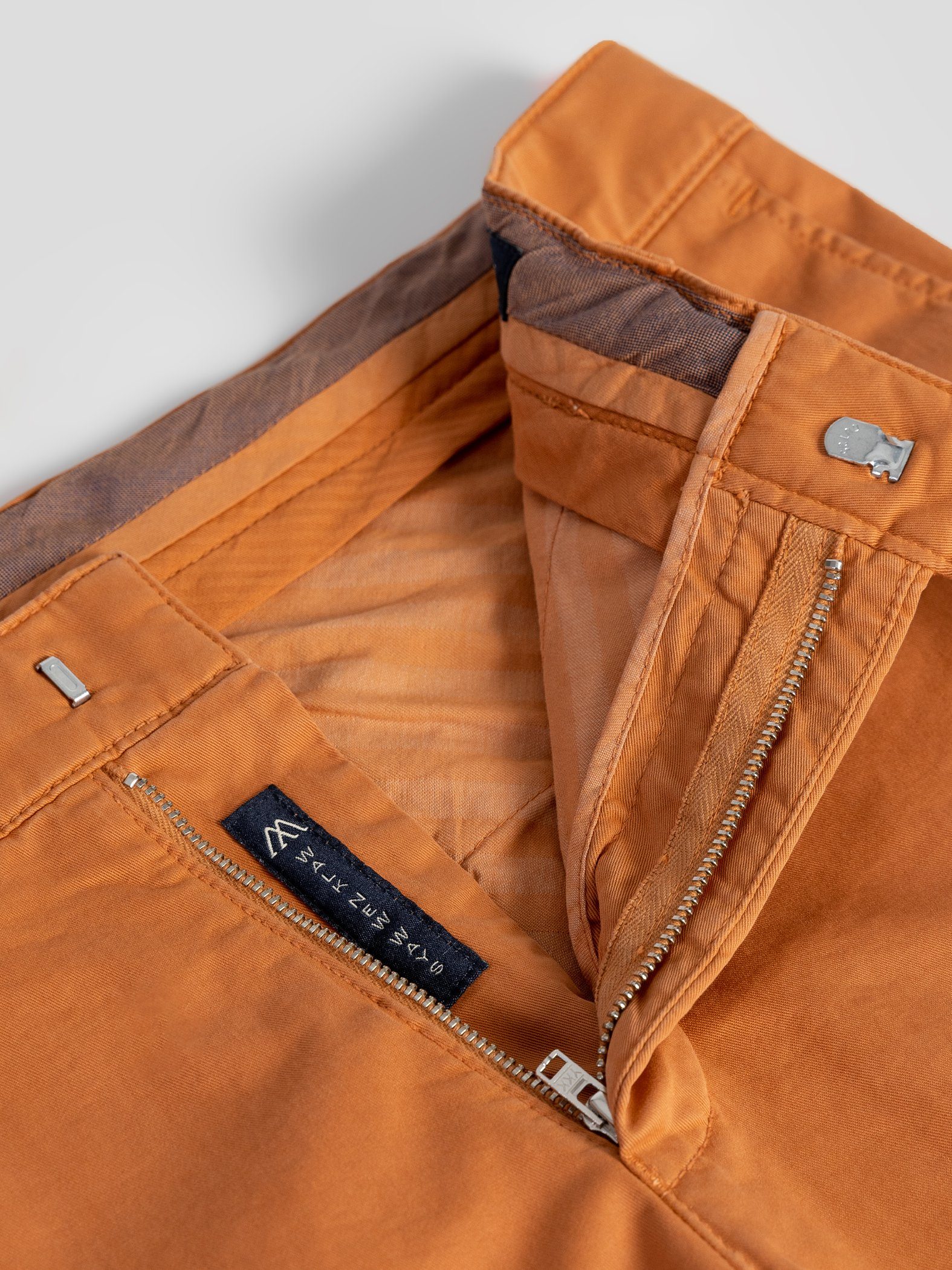 Bund, Shorts GOTS-zertifiziert Orange Farbauswahl, mit TwoMates elastischem Shorts