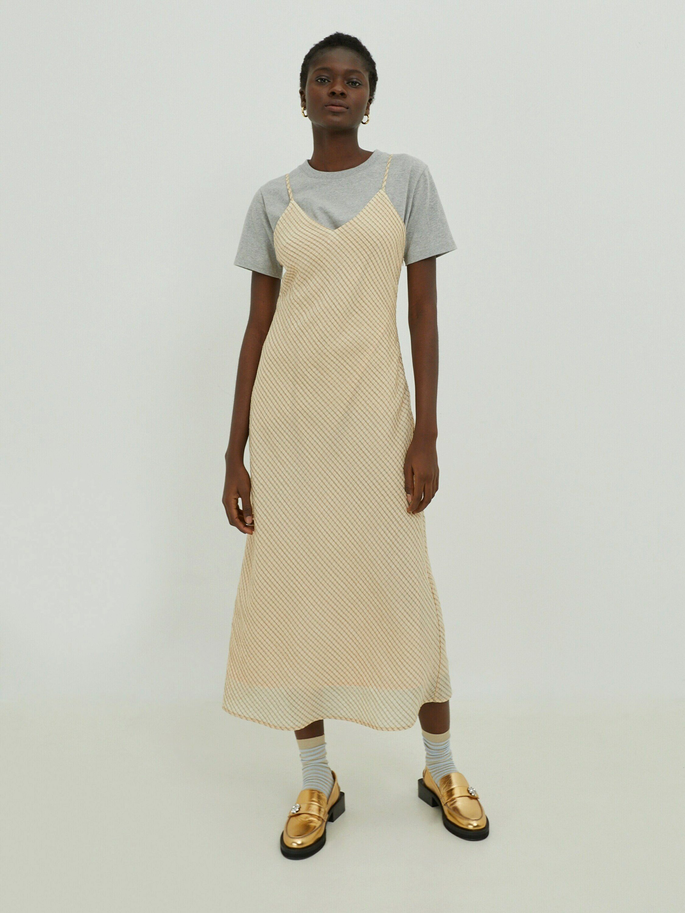 EDITED Sommerkleid Jolie (1-tlg) Plain/ohne Details günstig online kaufen