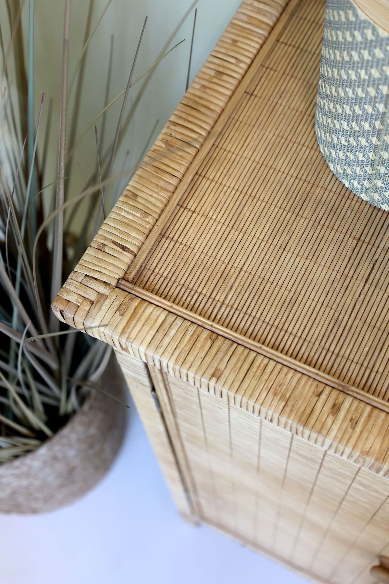 Chic Antique Kommode Schrank Marbella Rattan Bambus