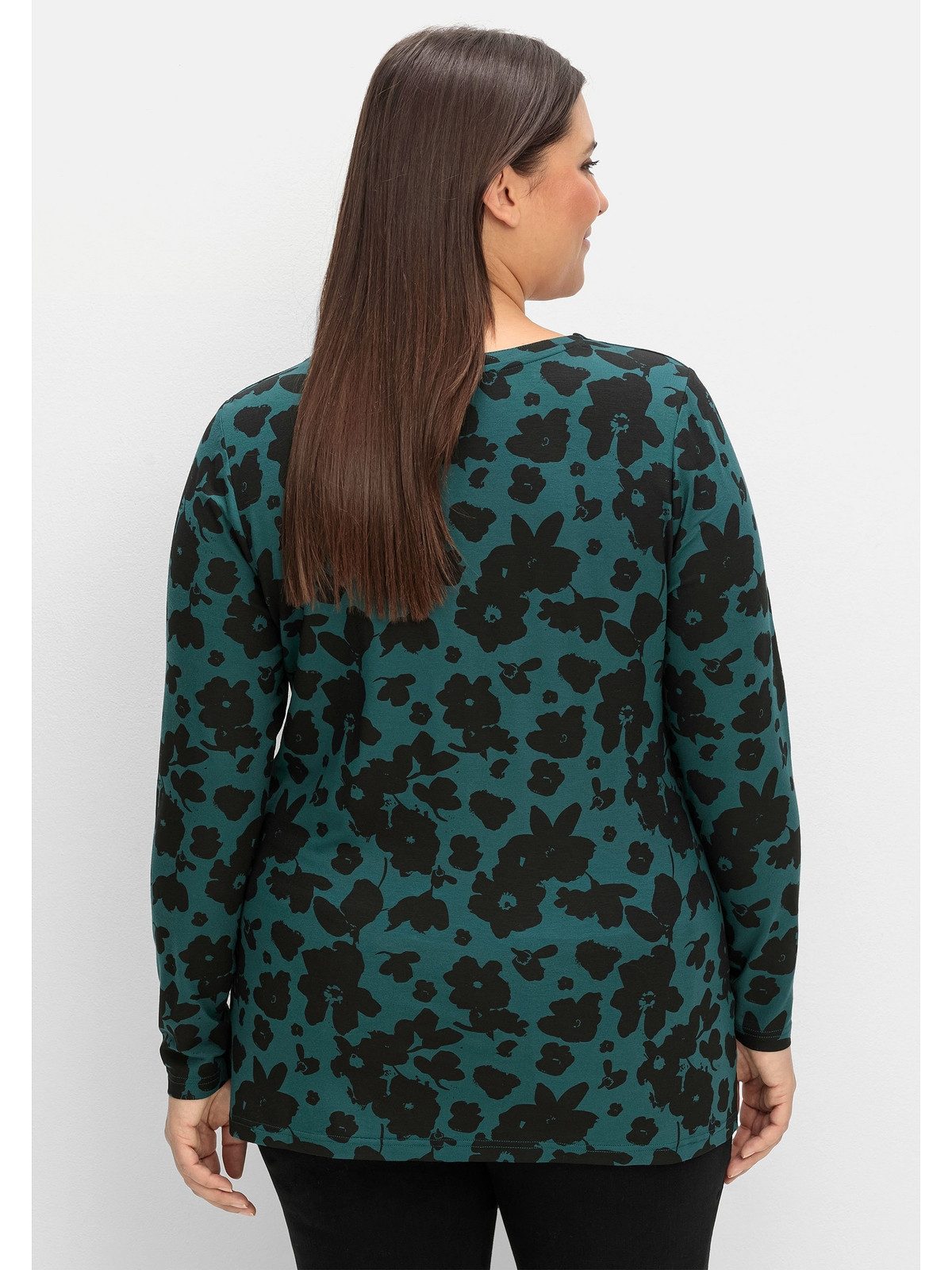 Sheego Langarmshirt Große Größen mit Blumendruck und V-Ausschnitt