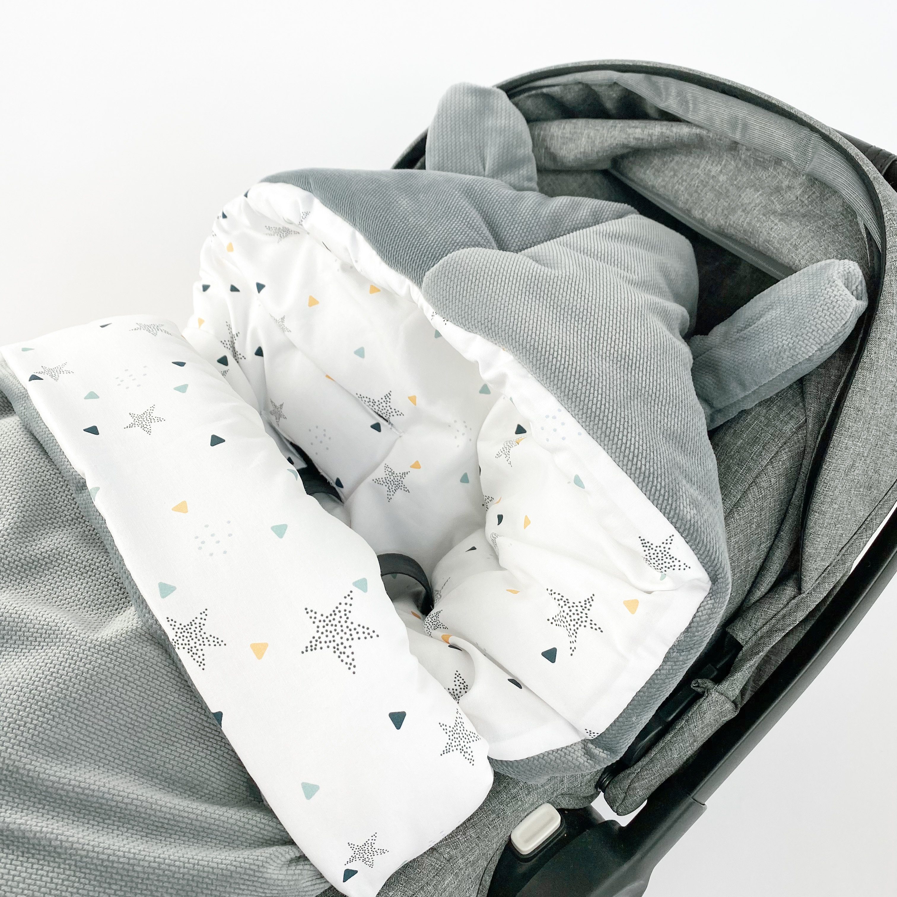 leicht wattiert, Schlafsack für Herbst Babyschale Fußsack Baby BABEES Übergang Einschlagdecke