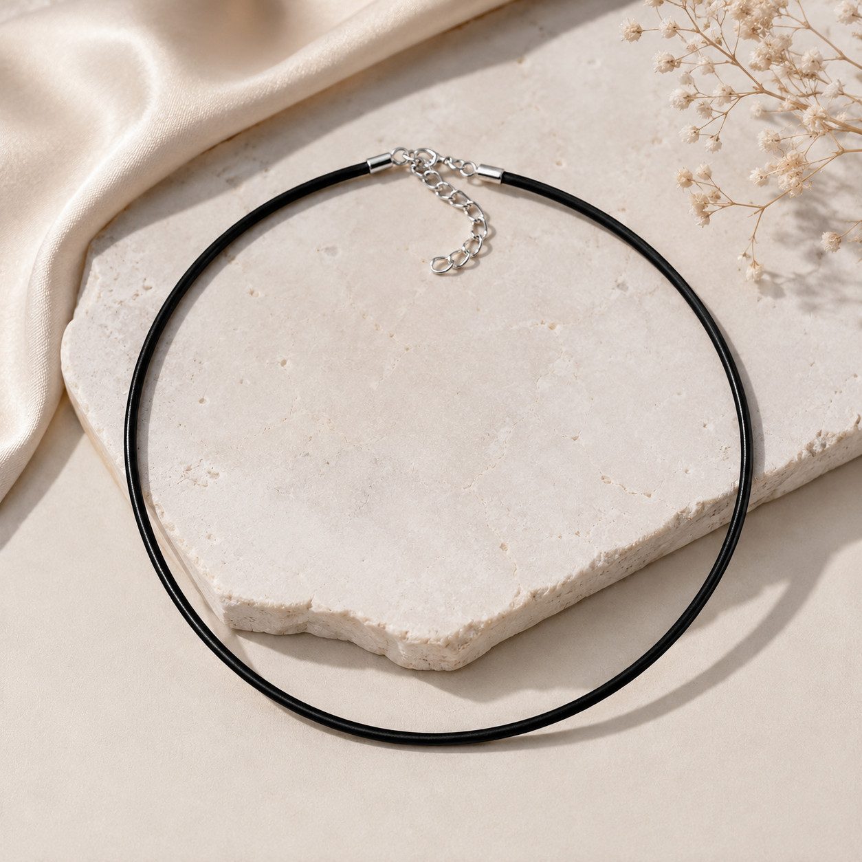 unbespielt Collier Kautschukkette 3 mm schwarz 45 cm mit Karabinerverschluss, Modeschmuck für Damen und Herren – Bild 3 von 3