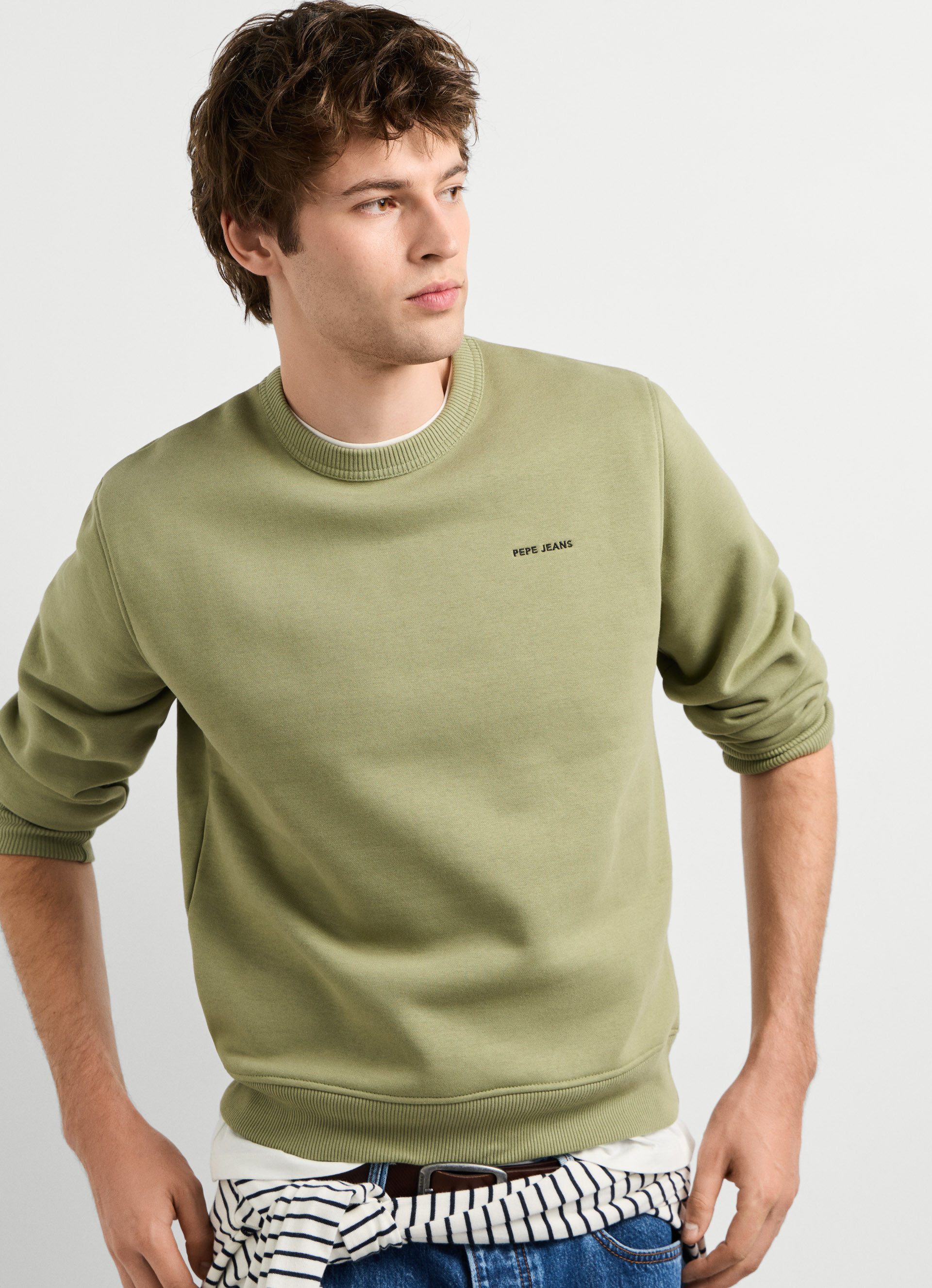 Pepe Jeans Sweatshirt JEFFERSON CREW mit Logostickerei, Baumwollmix