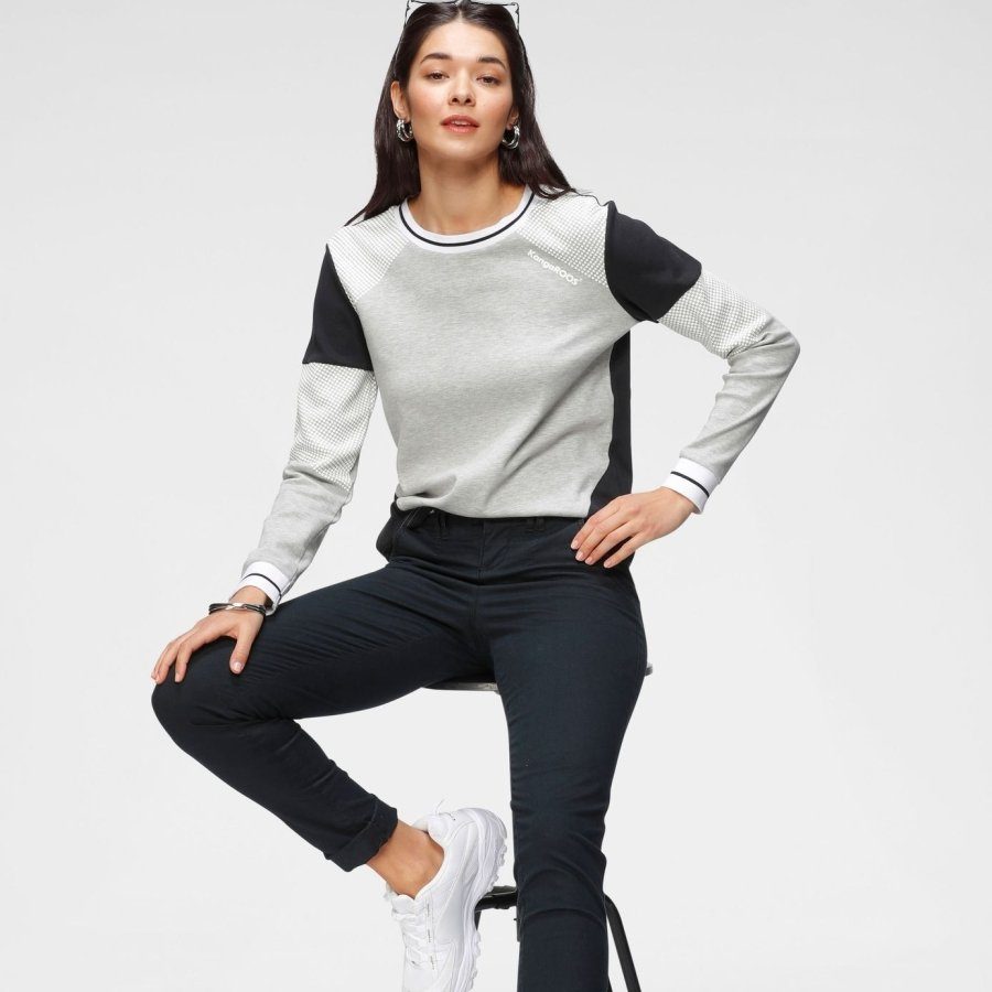 Zum Outfit 10