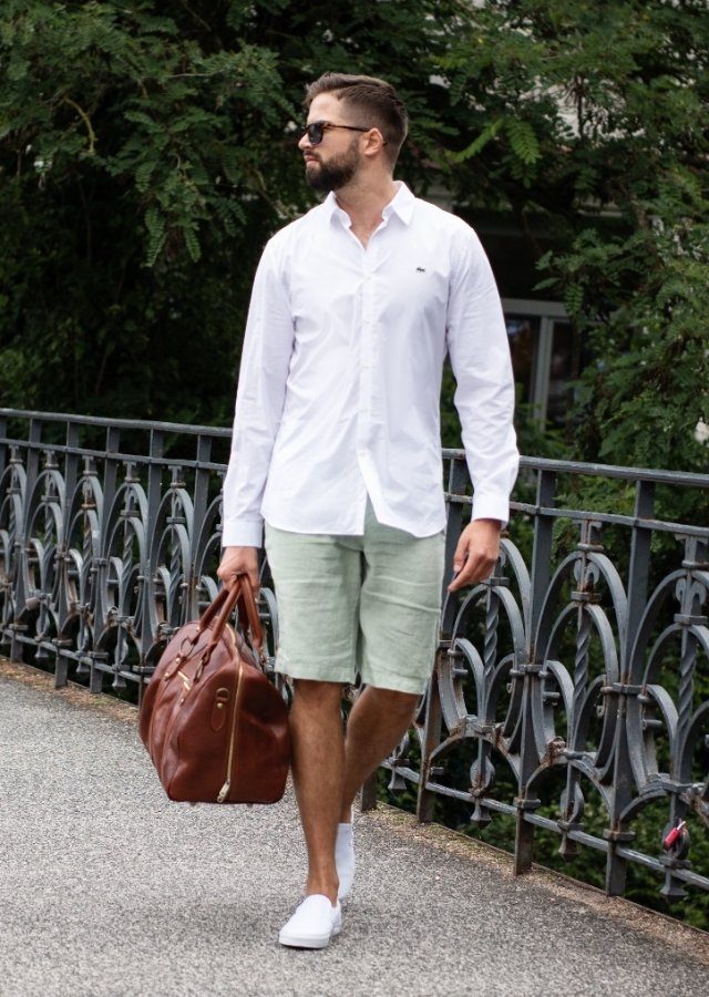 Zum Outfit 9