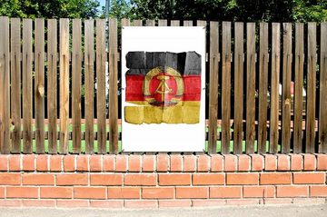 Wallario Sichtschutzzaunmatten DDR Flagge auf altem Papier - schwarz rot gold