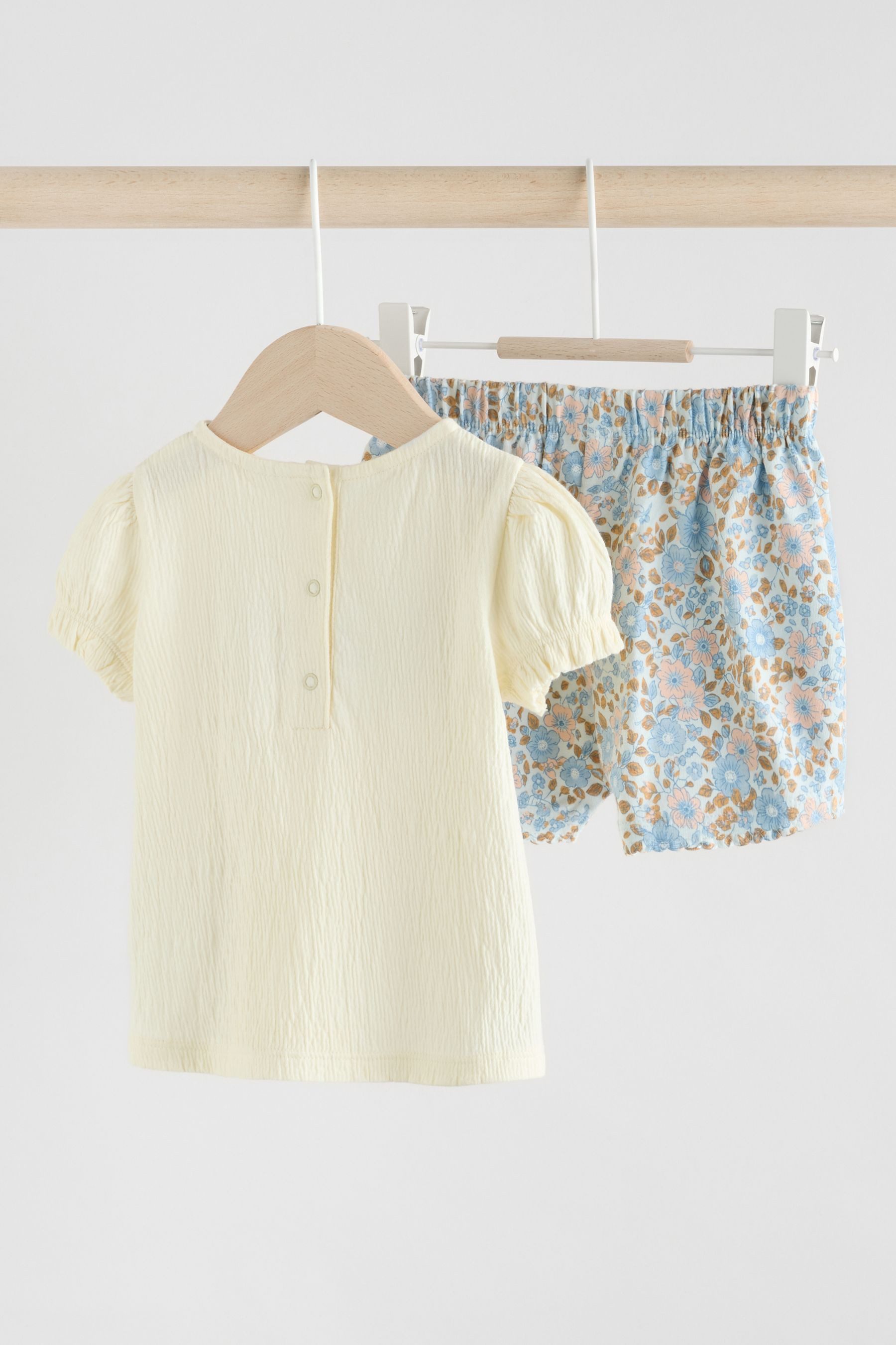 Next Top & Shorts T-Shirt mit Puffärmeln und Shorts, 2-teiliges Set (2-tlg)