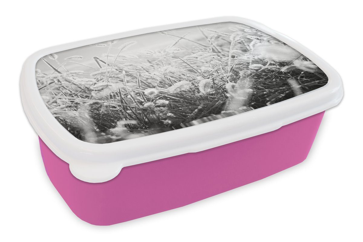 MuchoWow Lunchbox Winter - Eiscreme - Schwarz - Weiß, Kunststoff, (2-tlg), Brotbox für Erwachsene, Brotdose Kinder, Snackbox, Mädchen, Kunststoff rosa