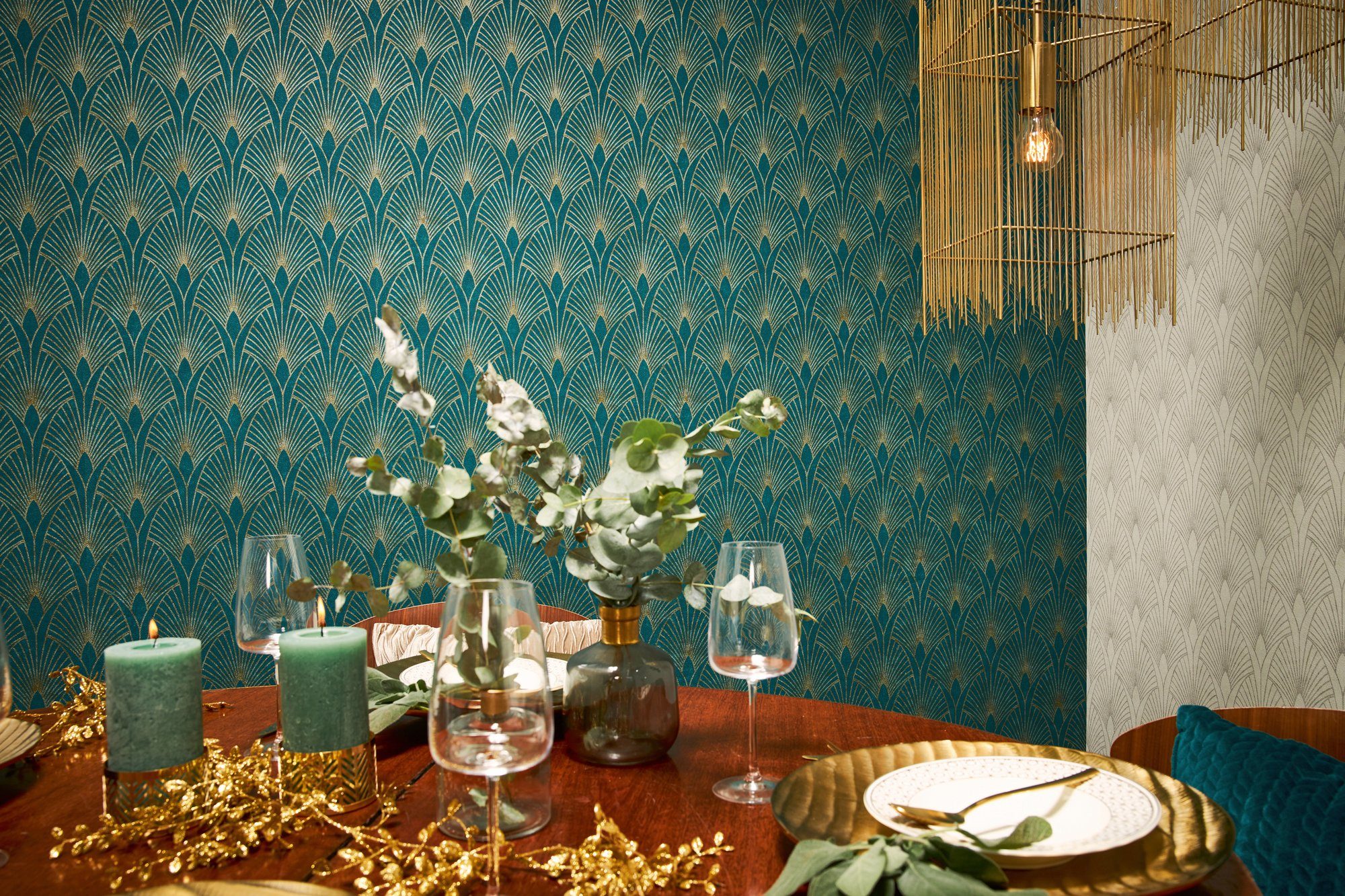 Vliestapete New Walls Art Deco Muster Glanz Leicht Strukt. Grün Gold FSC® günstig online kaufen