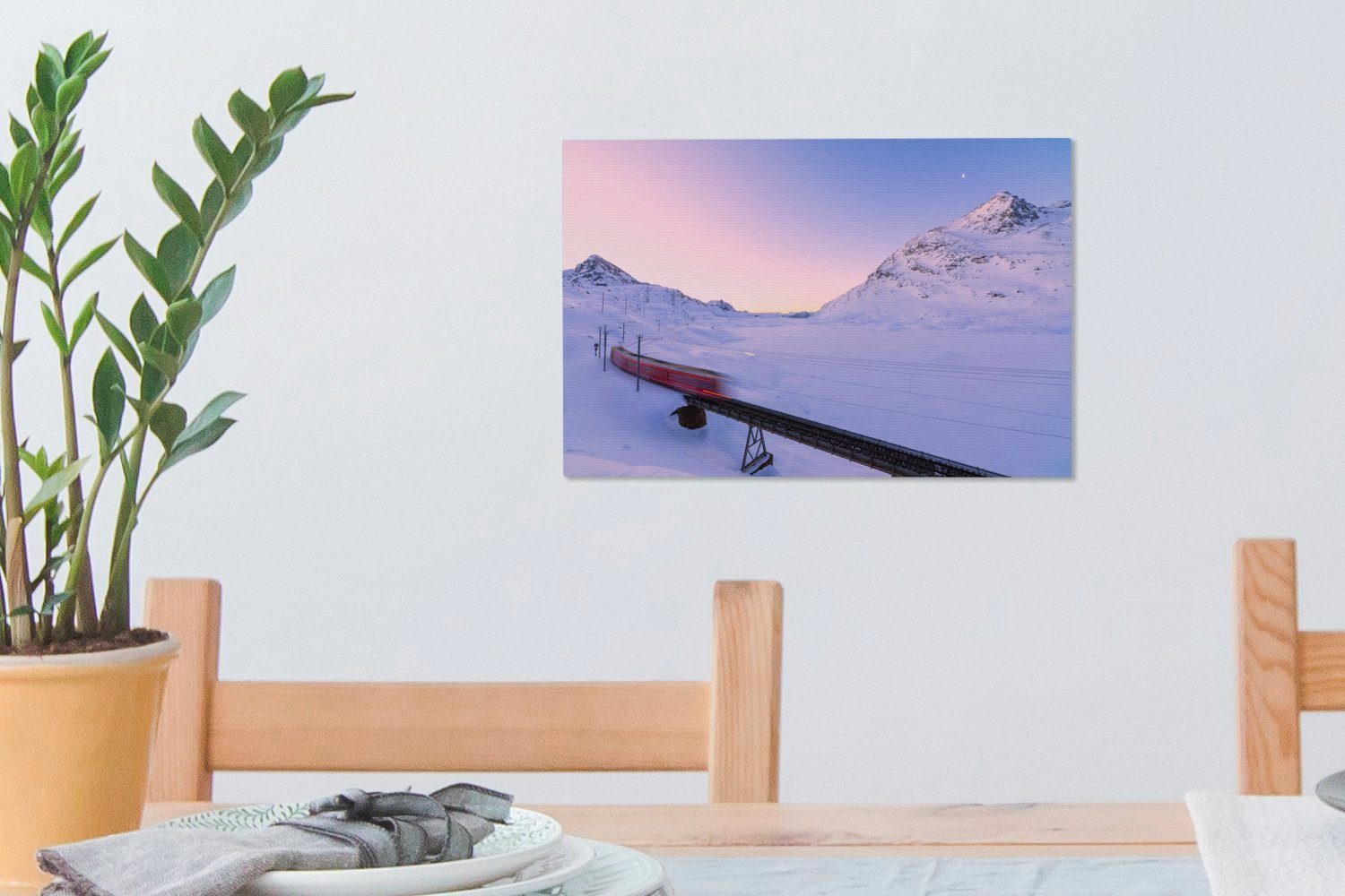 OneMillionCanvasses® Leinwandbild Zug durch die Leinwandbilder, verschneite St), Wanddeko, Morgengrauen, Aufhängefertig, Wandbild (1 30x20 cm der Schweiz Landschaft im