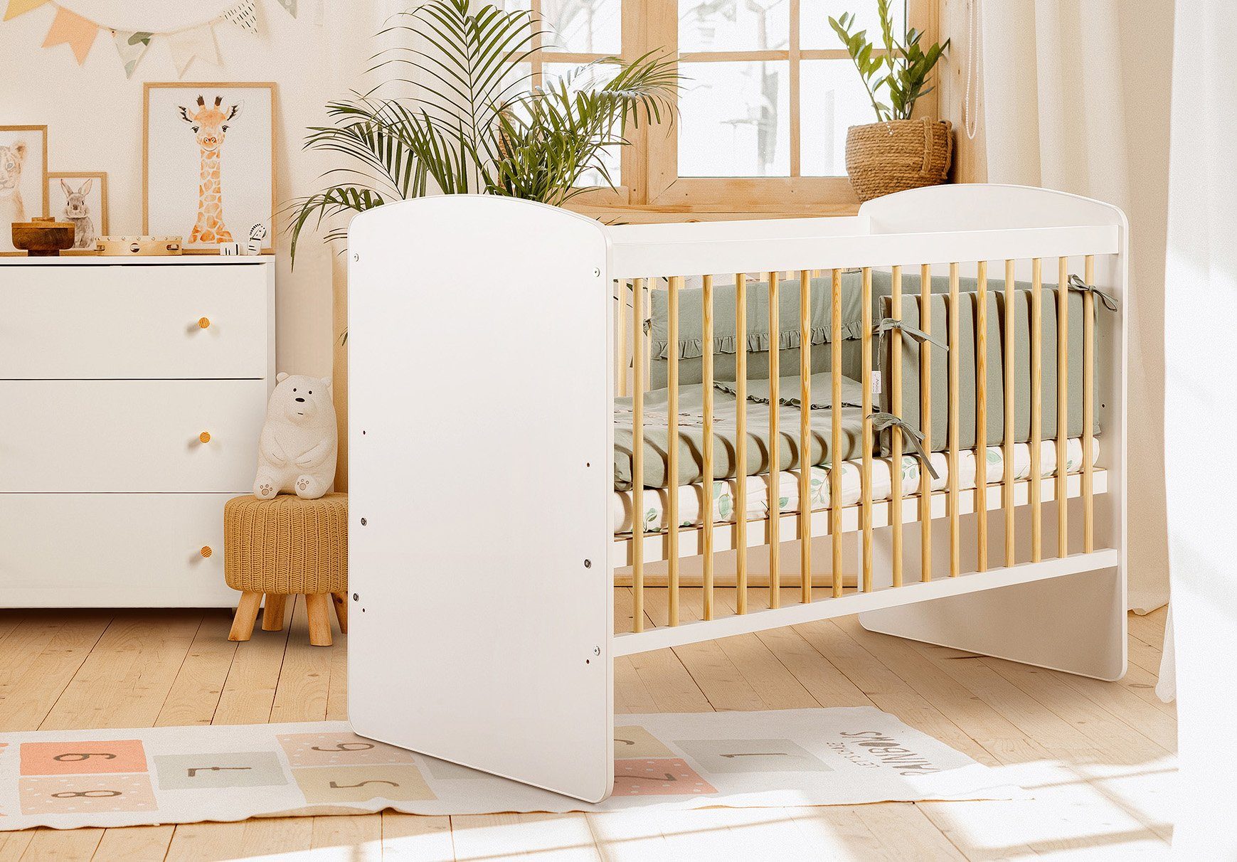Babybett Kinderbett Sophie umbaubar 120×60 Weiß Schublade Matratze 9 cm