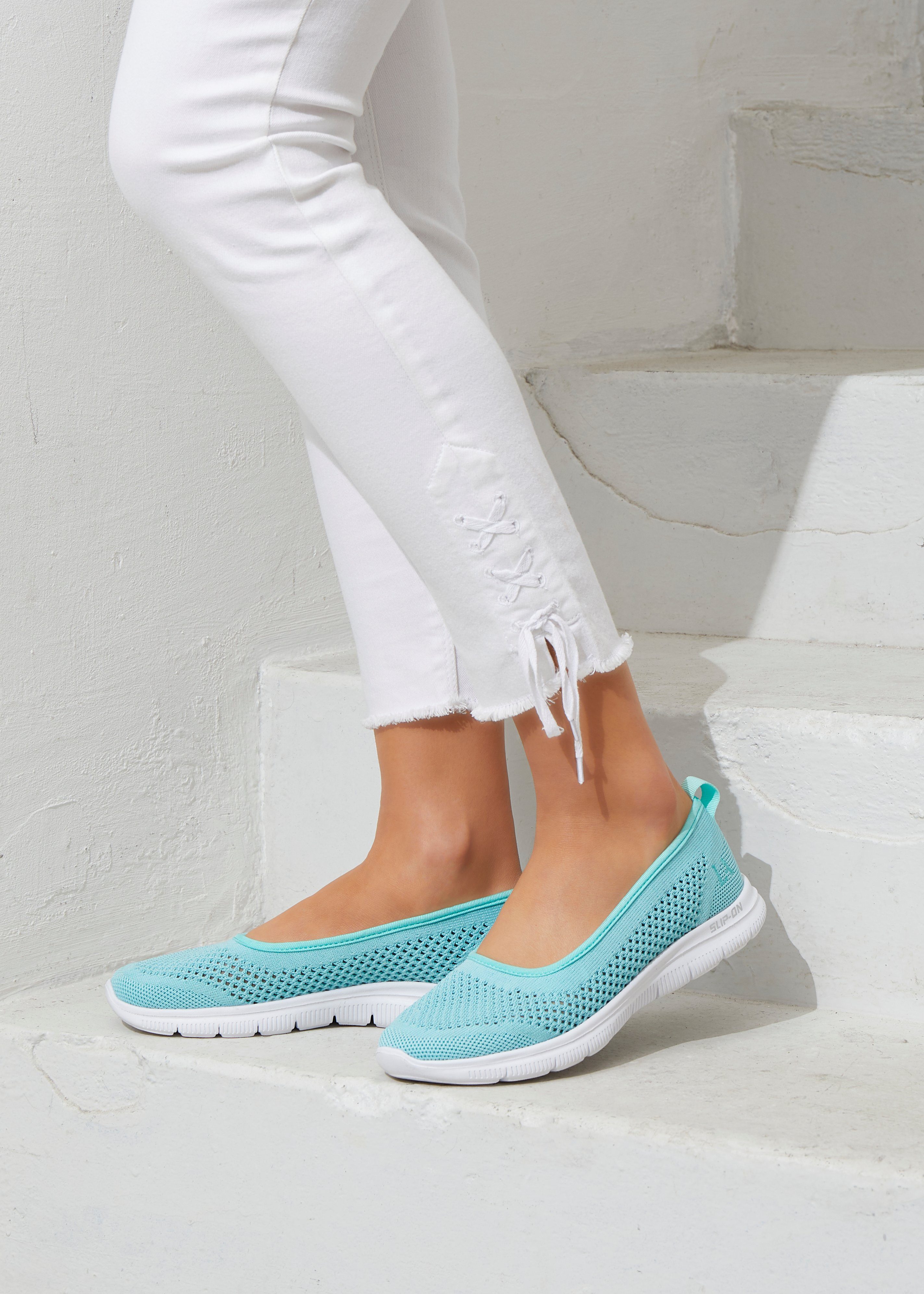 LASCANA Halbschuh, Slip-On-Sneaker, Sneaker Ballerinas zum Reinschlüpfen VEGAN