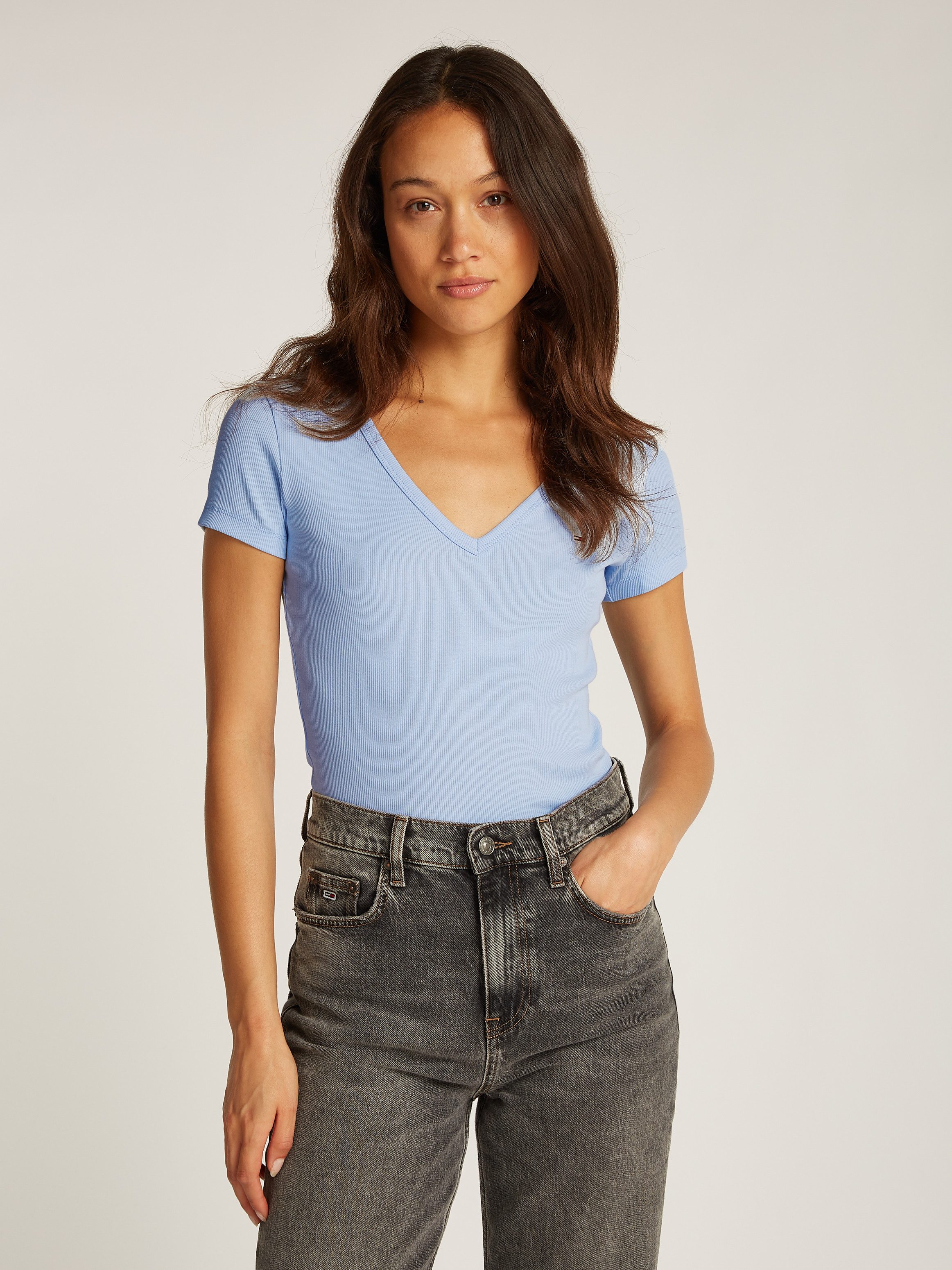 Tommy Jeans Kurzarmshirt TJW SLIM ESSENTIAL RIB V SHORT SLEEVE mit gerippte günstig online kaufen