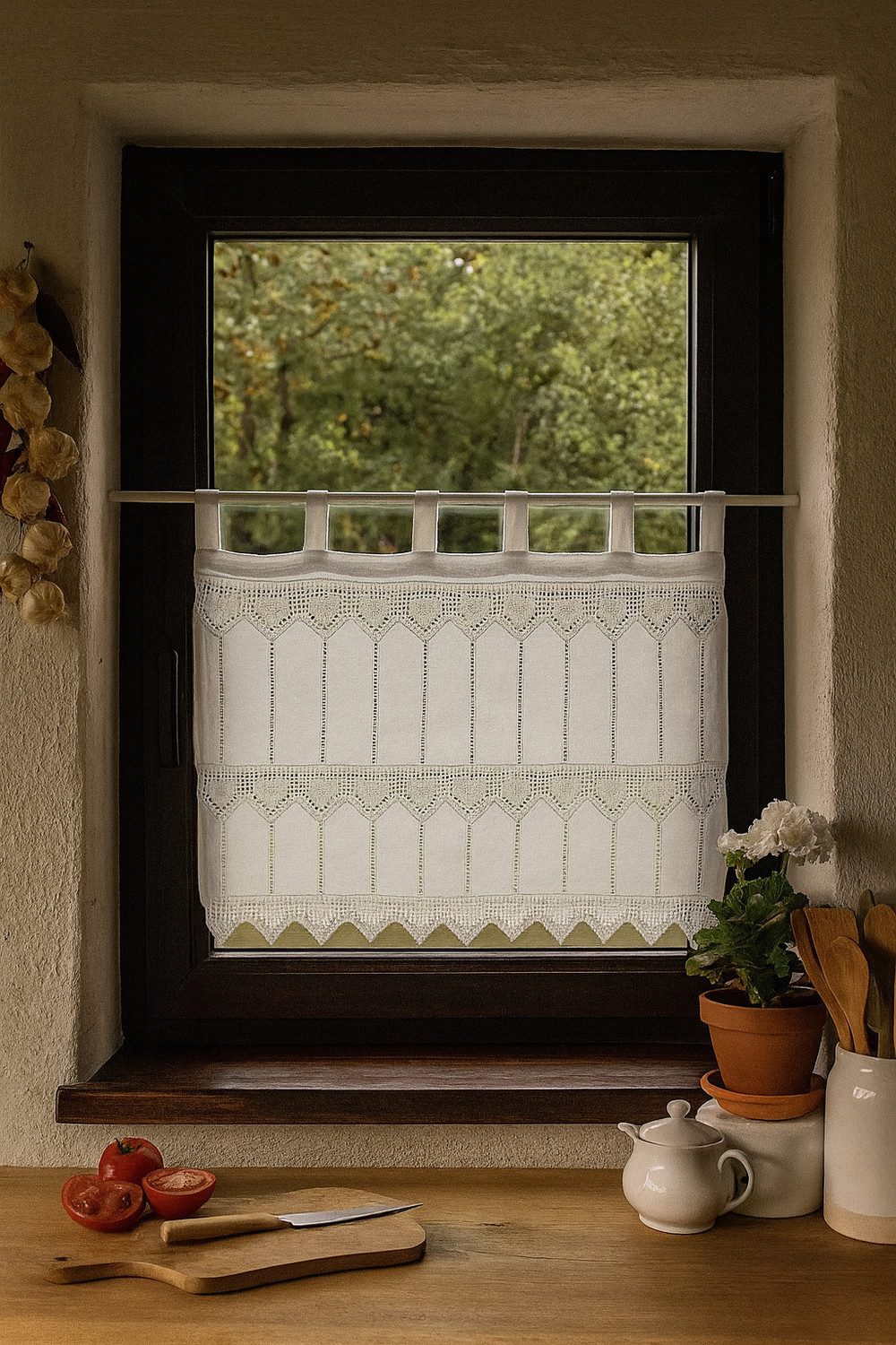 HOSSNER - ART OF HOME DECO Scheibengardine 40x40 cm (1 St), Schlaufen, blickdicht, Baumwolle, Vintage, Romantische Stickerei