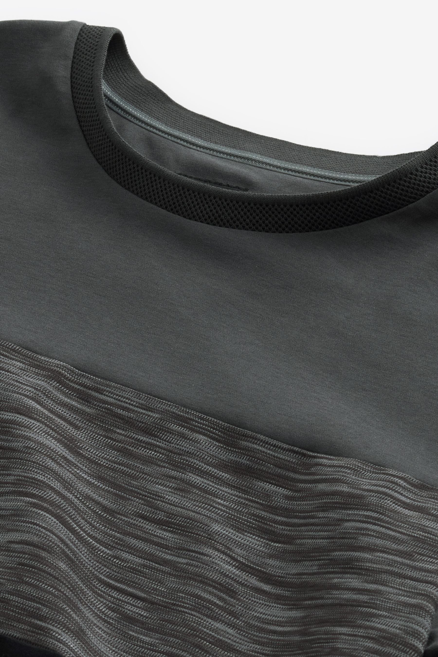 T-Shirt Inject Next (1-tlg) in Blockfarben Grey T-Shirt Charcoal
