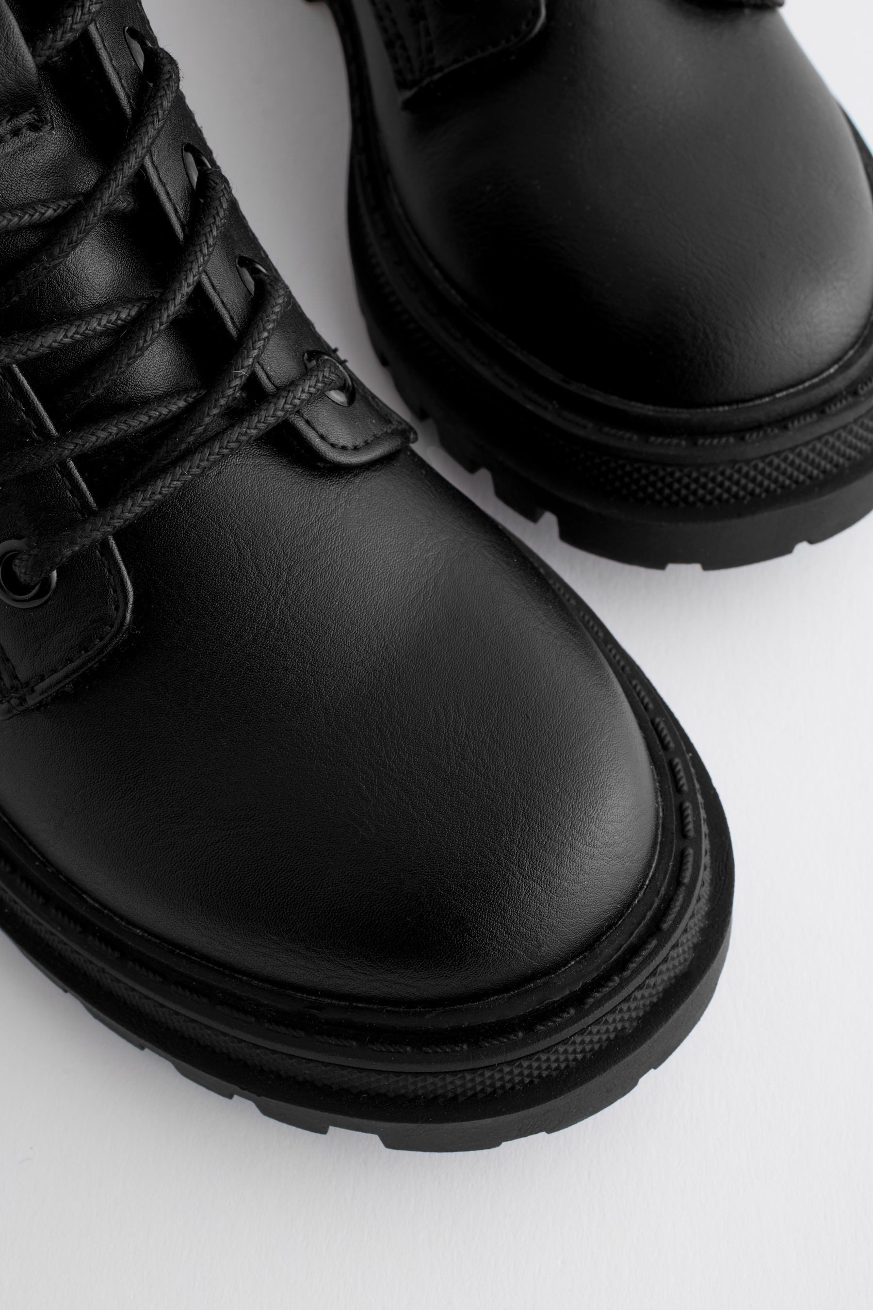 Next Warm gefütterte Schnürstiefel - Weite Passform Schnürstiefelette (1-tlg)