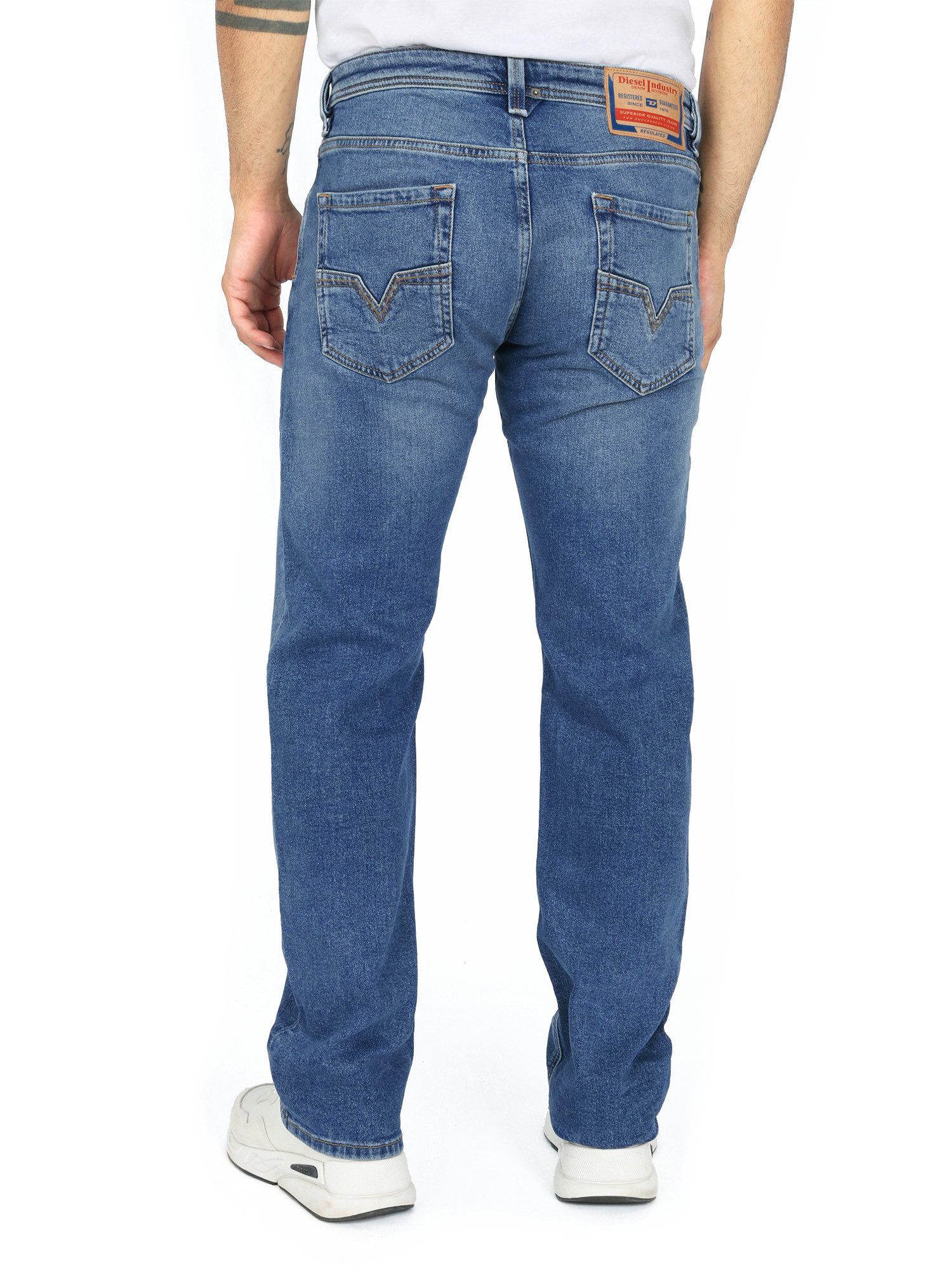 Diesel Straight-Jeans reguläre, gerade Beinform - 1985 LARKEE 0ENAT günstig online kaufen