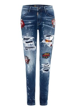 Cipo & Baxx Bequeme Jeans im angesagten Patchwork-Style