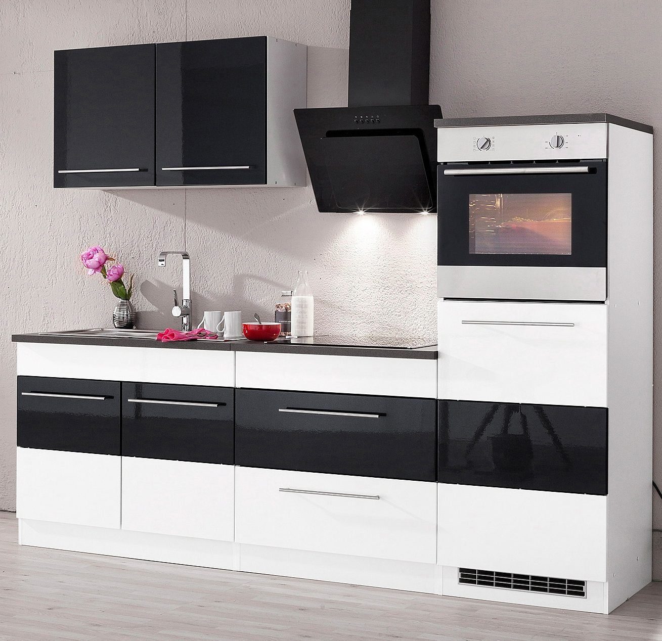 KOCHSTATION Küchenzeile KS-Trient, Breite 240 cm, mit E-Geräten, mit Arbeit günstig online kaufen