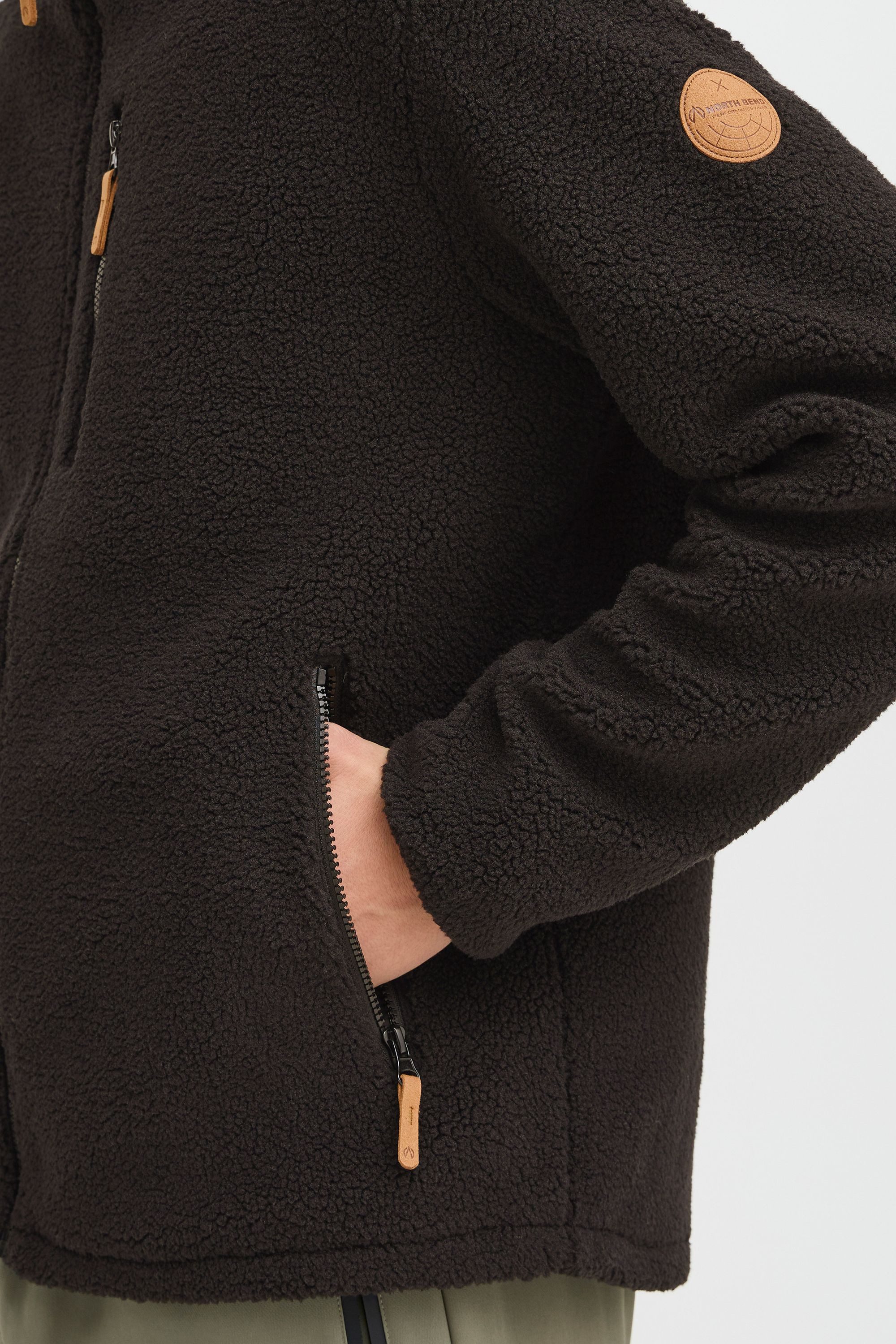 North Bend Fellimitatjacke NBSam M Moderne Fleecejacke mit Reißverschlusstaschen