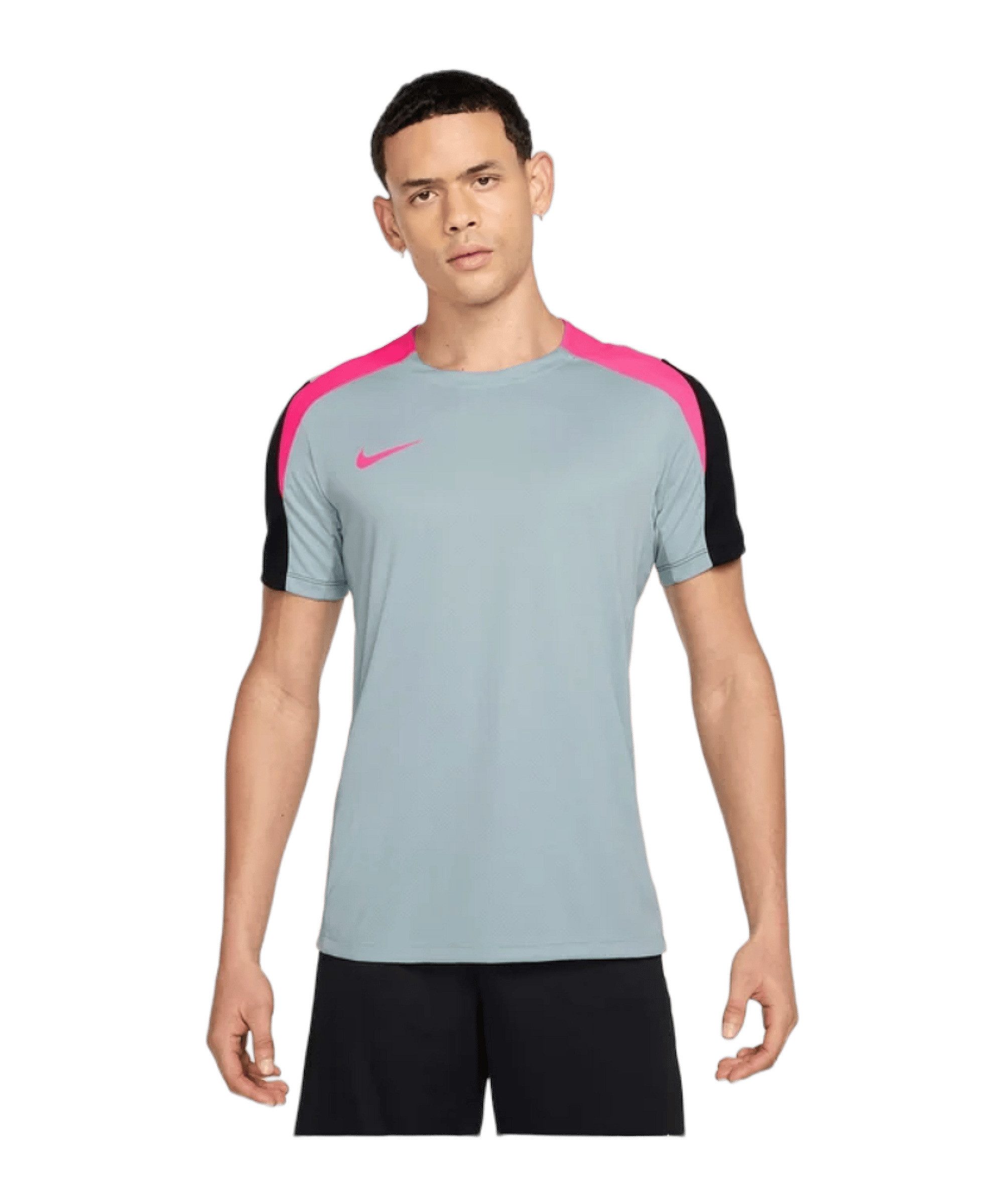 Nike Sweater Nike Performance Strike T-Shirt Kurzarm-Shirts
