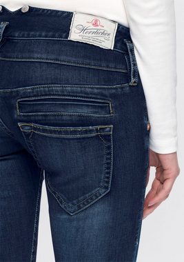 Herrlicher Slim-fit-Jeans PITCH SLIM REUSED DENIM mit Badge