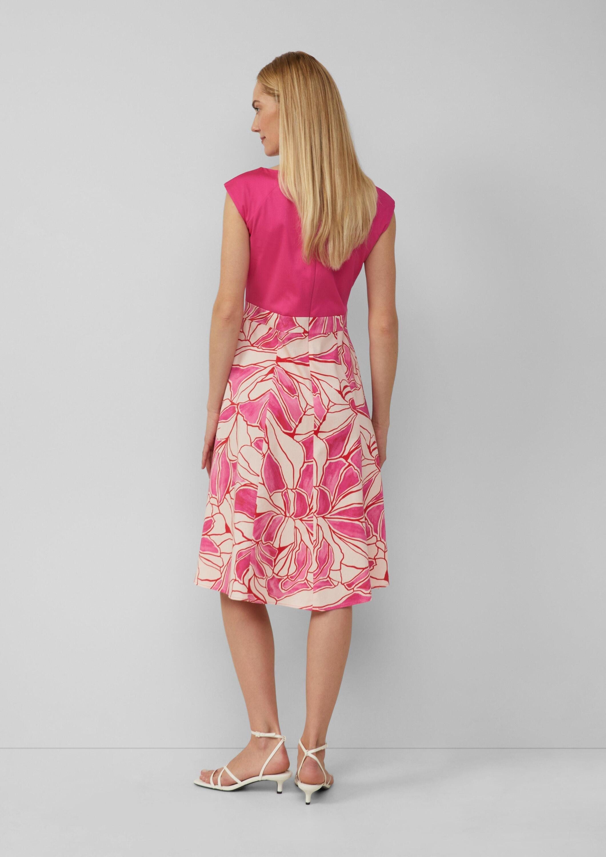 s.Oliver Minikleid Kleid Ärmelloses Kleid aus Baumwollmix mit ausgestelltem Rock