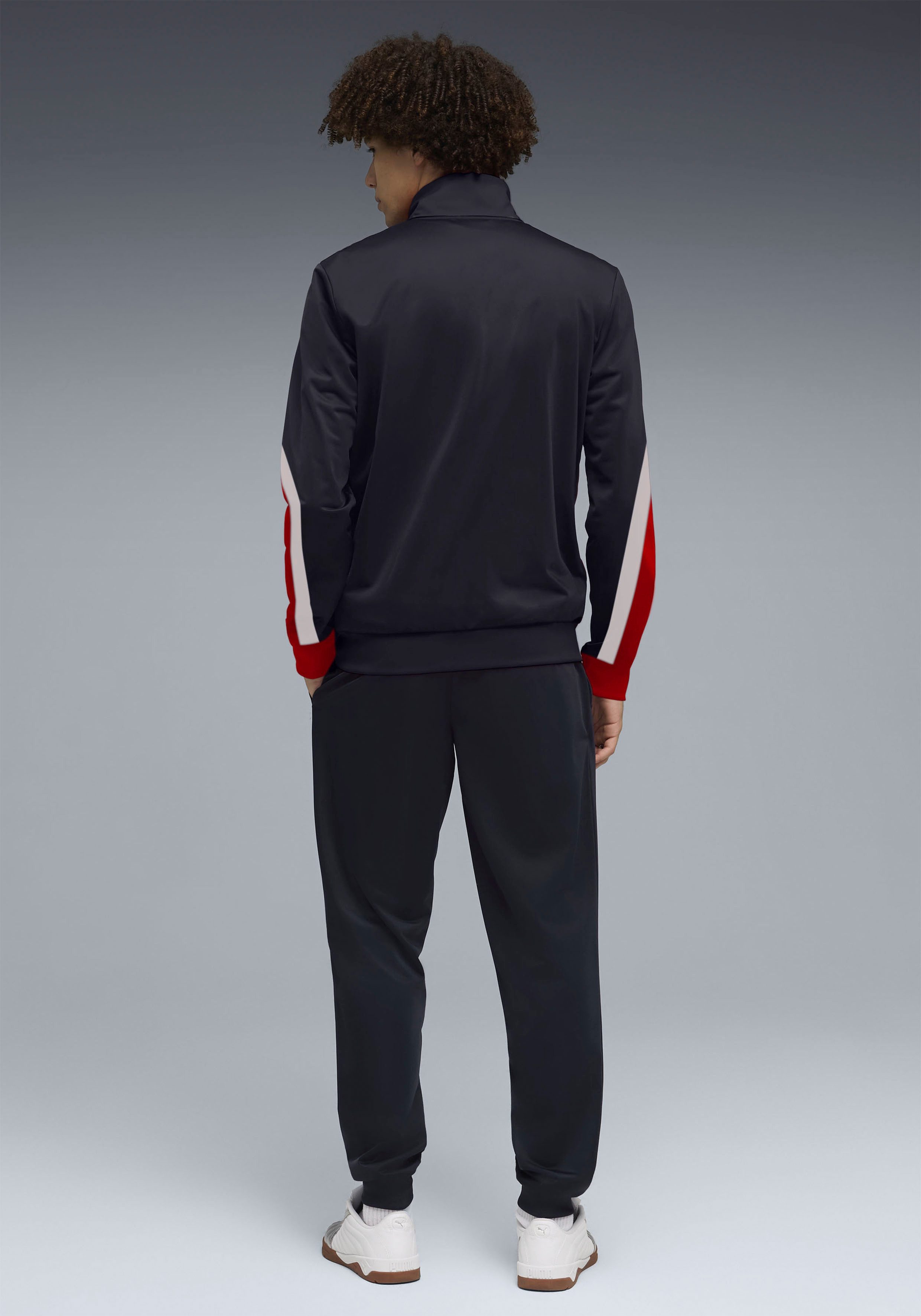 PUMA Trainingsanzug ESS BLOCK POLY SUIT (2-tlg), für entspannte Tage, für vielseitige Aktivitäten