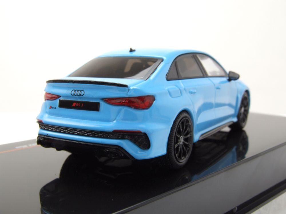 ixo Models Modellauto Audi RS3 2022 hellblau metallic, Maßstab 1:43
