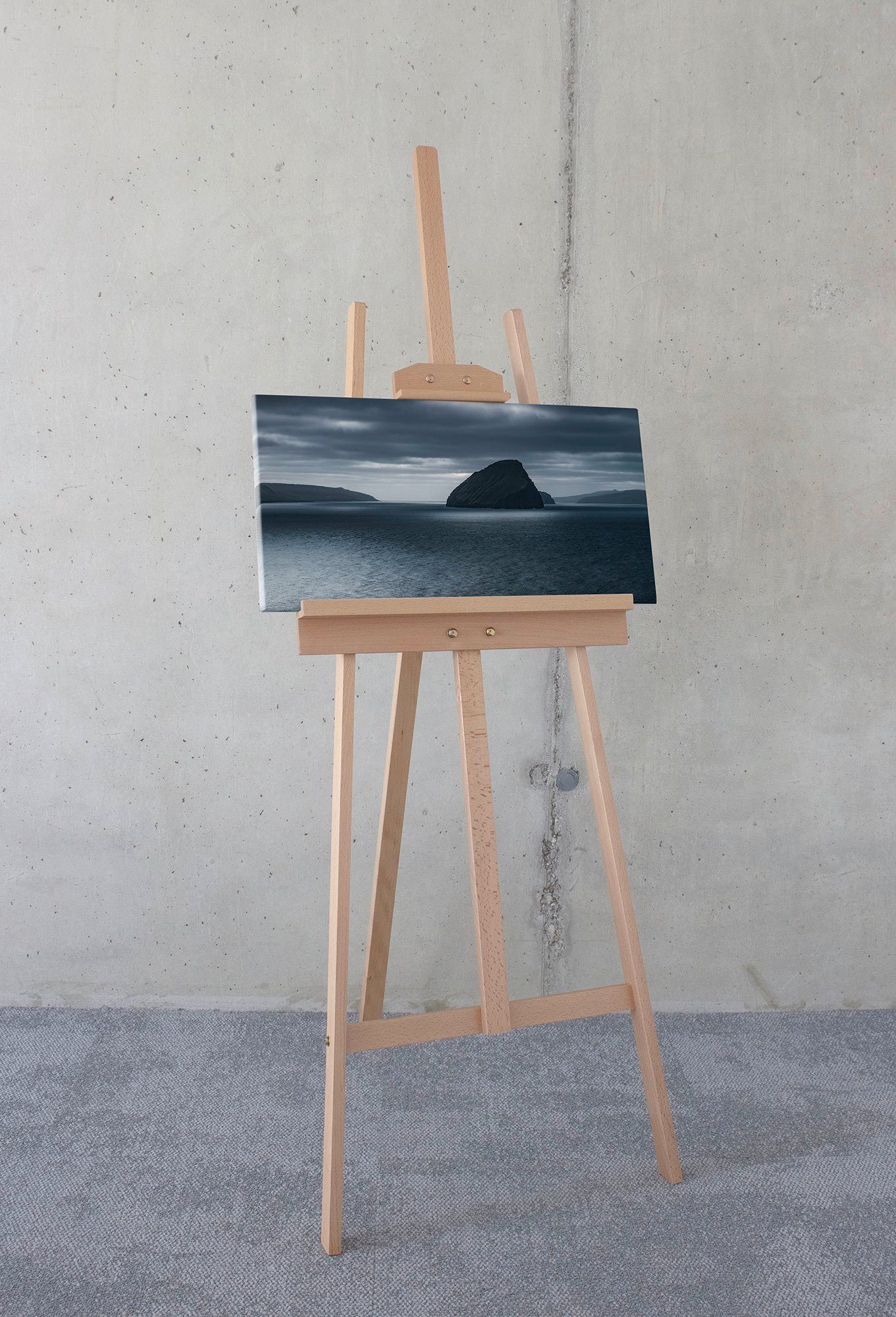 Komar Leinwandbild Silver Sea - Größe 60 x 30 cm, Baum, Berge, Blumen, Blätter, Foto, Jahreszeiten, Landschaft, Meer, Natur, Palmen, Strand (Packung, 1 St), Keilrahmenbild mi Echtholzrahmen
