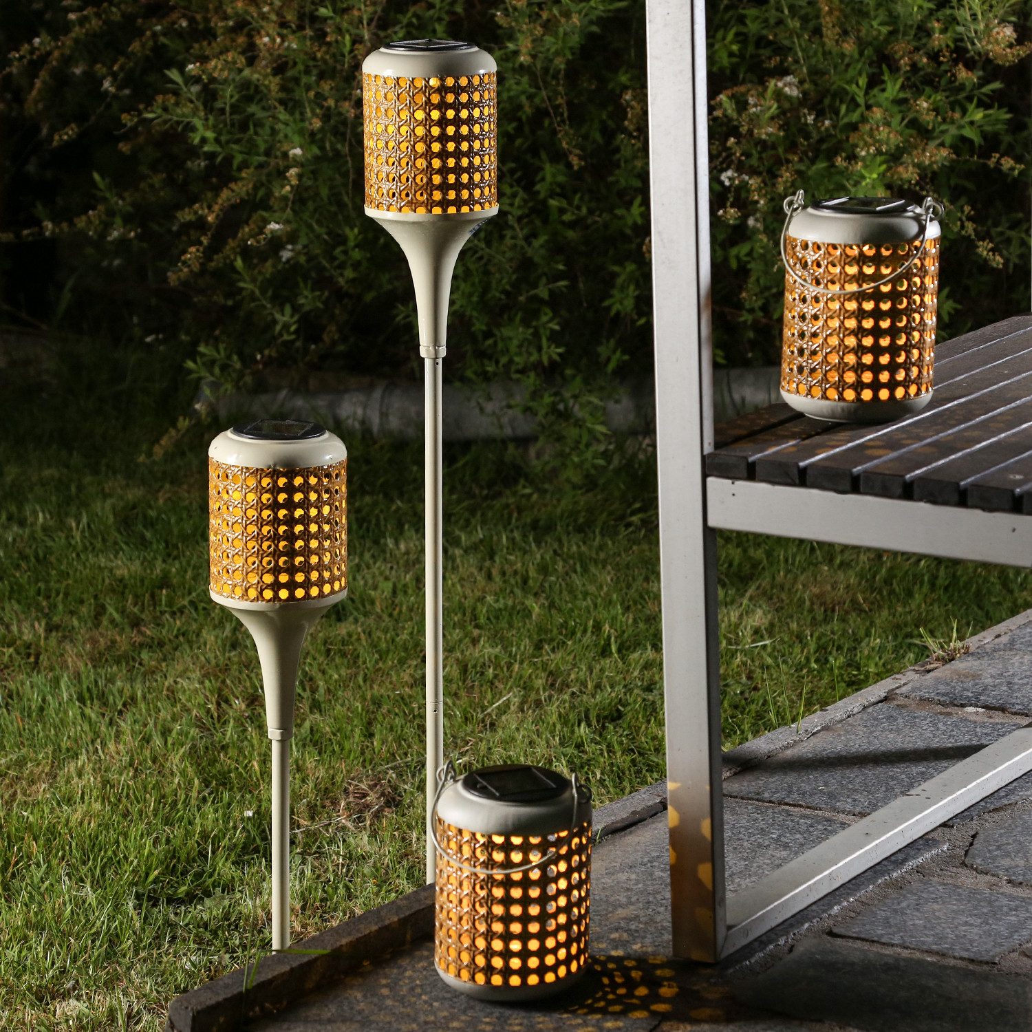 MARELIDA LED Solarleuchte LED Solar Fackeln Laternen hängend Gartenstecker Solarleuchten 4er Set, LED Classic, warmweiß (2100K bis 3000K)