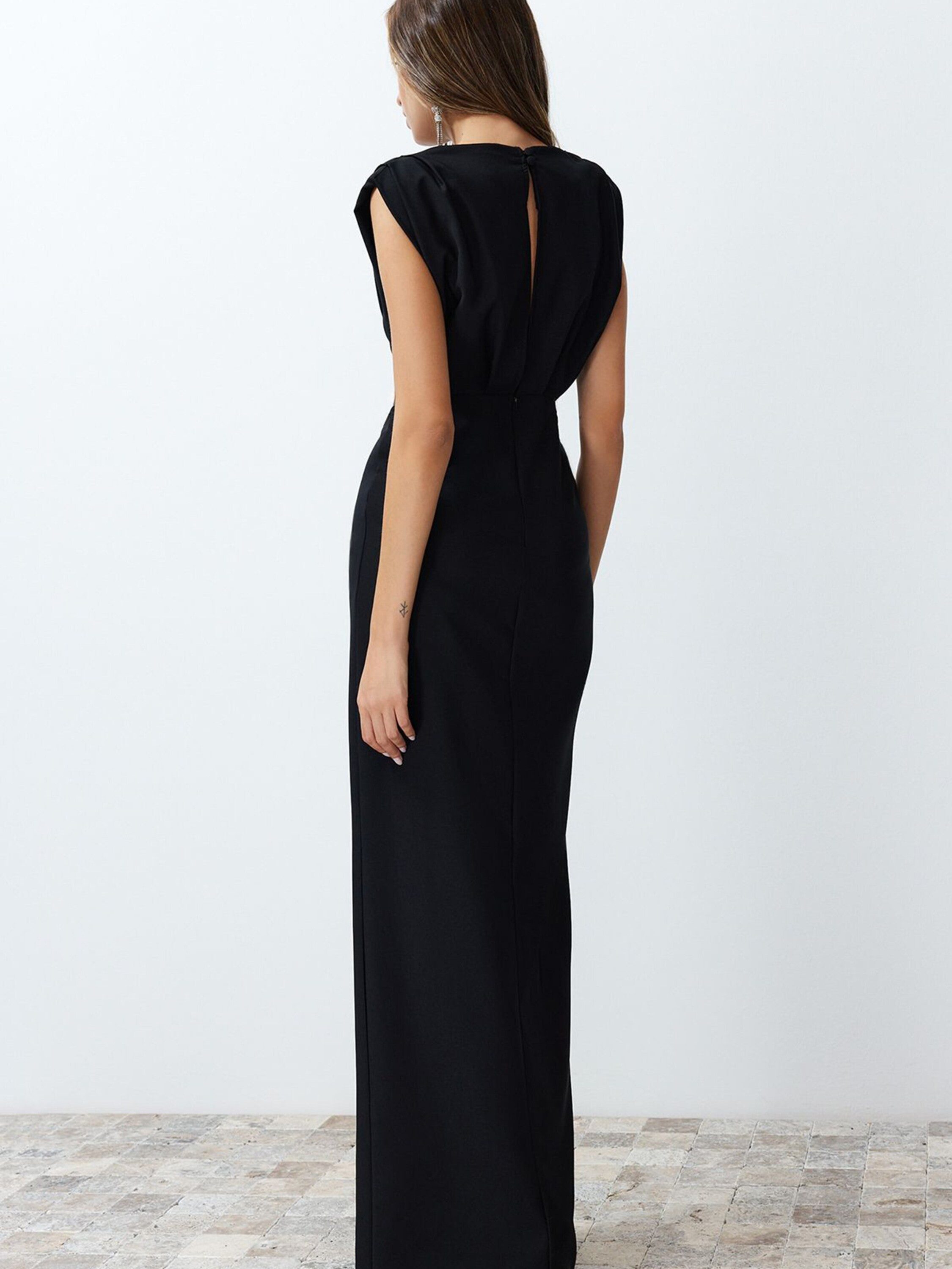 Trendyol Abendkleid (1-tlg) Falten