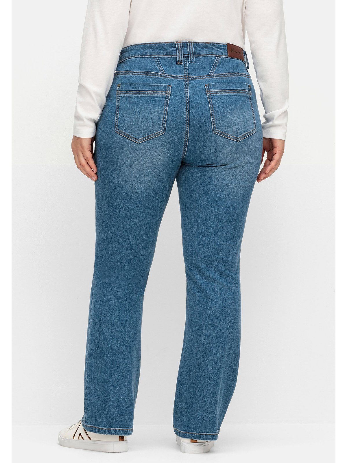 Sheego Bootcut-Jeans Große Größen Bauch und viel bei Beinen schmalen SUSANNE Denim ideal blue