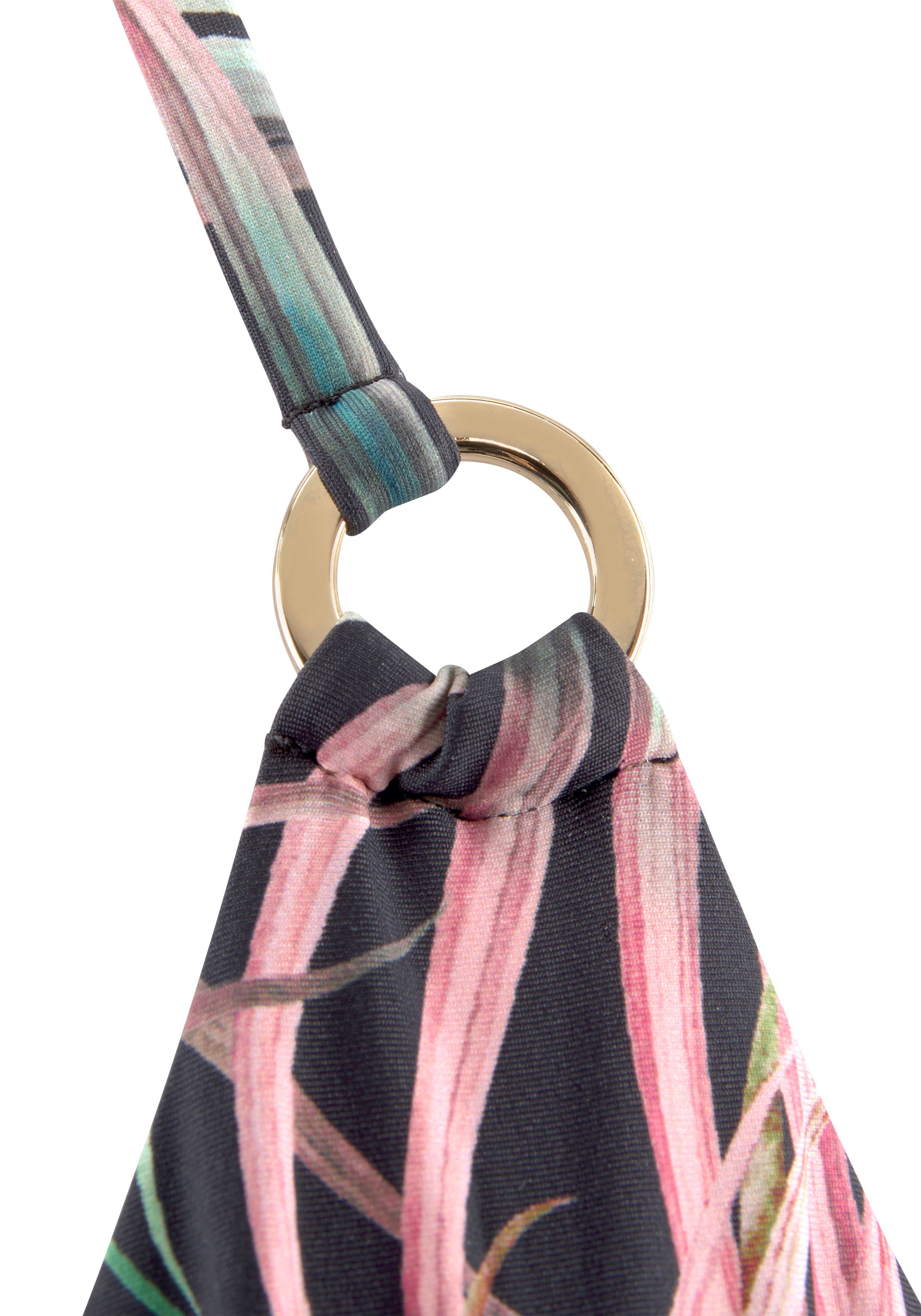 LASCANA Triangel-Bikini-Top Reese, mit goldfarbenen Zierringen