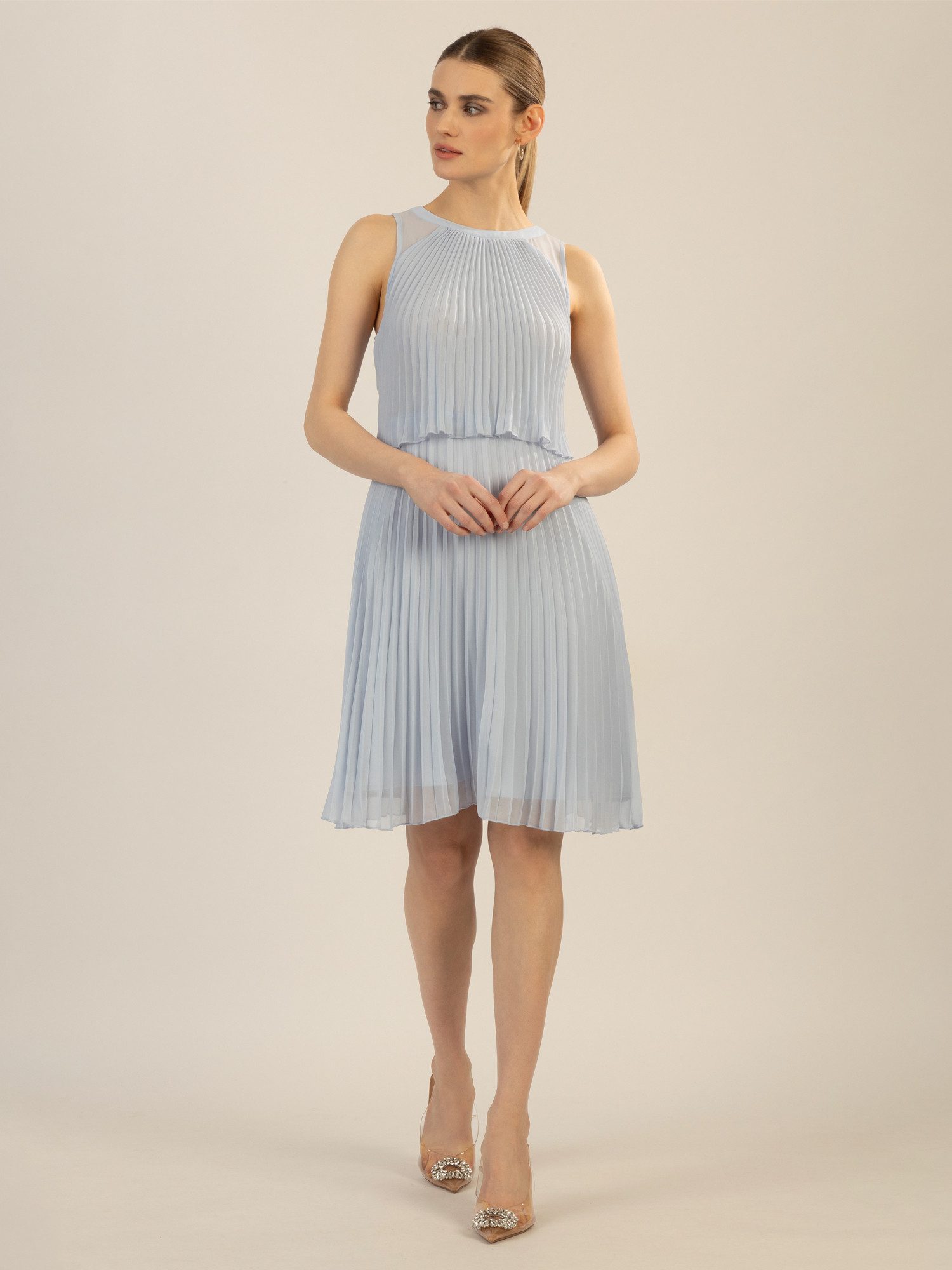 Apart Cocktailkleid mit rundem Ausschnitt und schmalem, sichtbaren Halsring günstig online kaufen