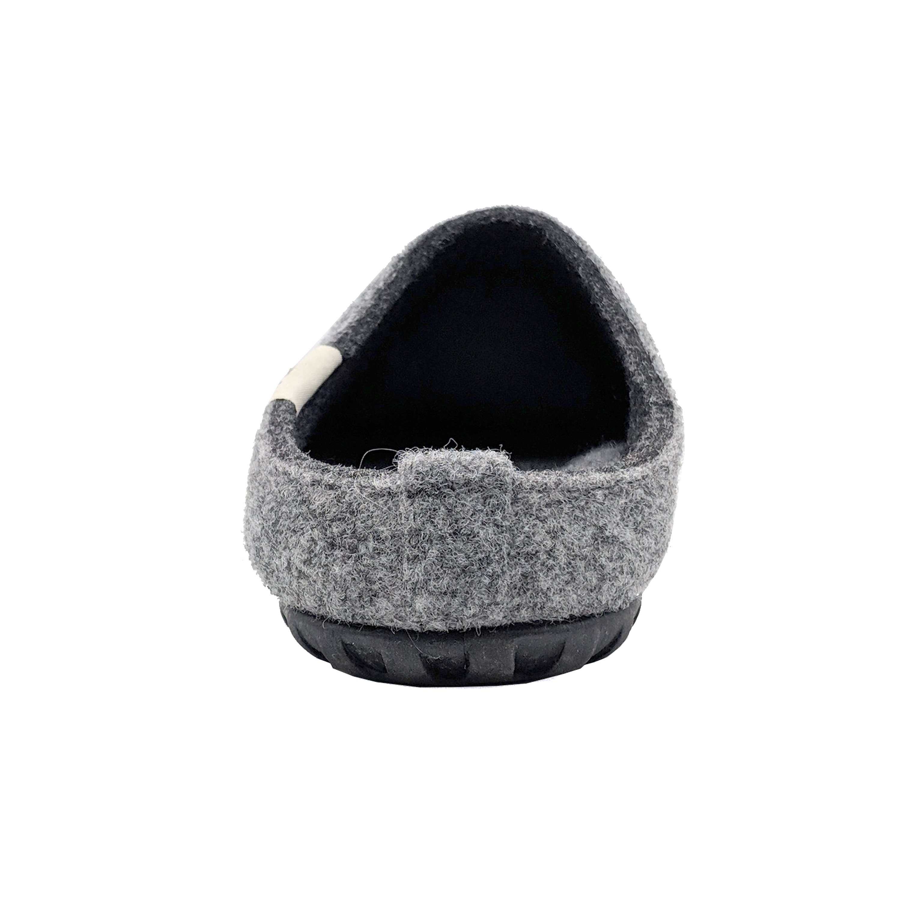 Hausschuh »in Designs« Outback Gumbies Charcoal in farbenfrohen Slipper recycelten Grey Materialien aus