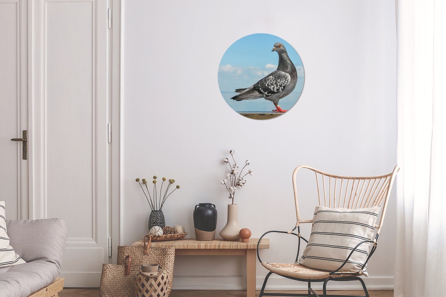 MuchoWow Gemälde Eine schöne Taube Wandbild, am Wohnzimmer, Kreis auf Wanddekoration (1 Rundes cm einer Forex, sitzt 30x30 Meer, St), Mauer
