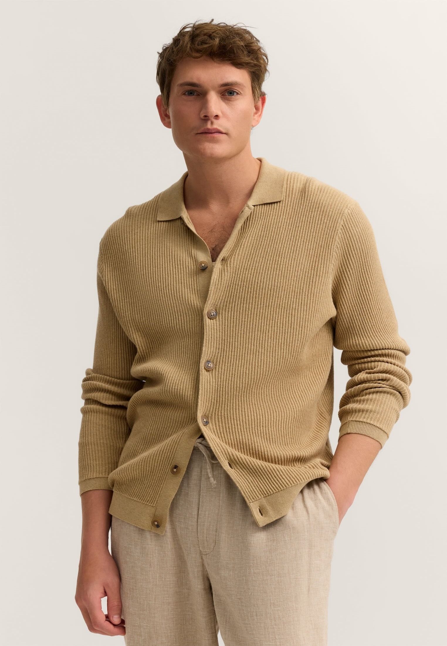 bugatti Strickjacke Regular Fit geknöpft mit Polokragen
