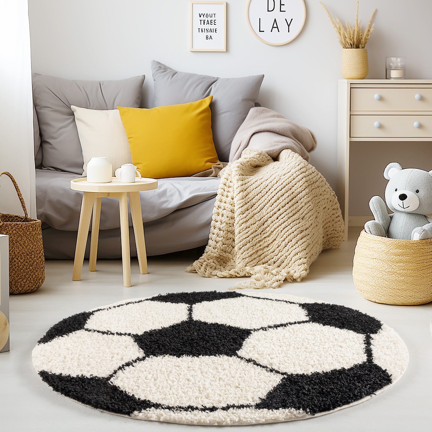 KADIMA DESIGN Kinderteppich Teppich Kinderzimmer Rund MATREI Fußball Hochflor Shaggy Jute, Rund, Höhe: 32 mm, Schwarz, 100x100 cm, …