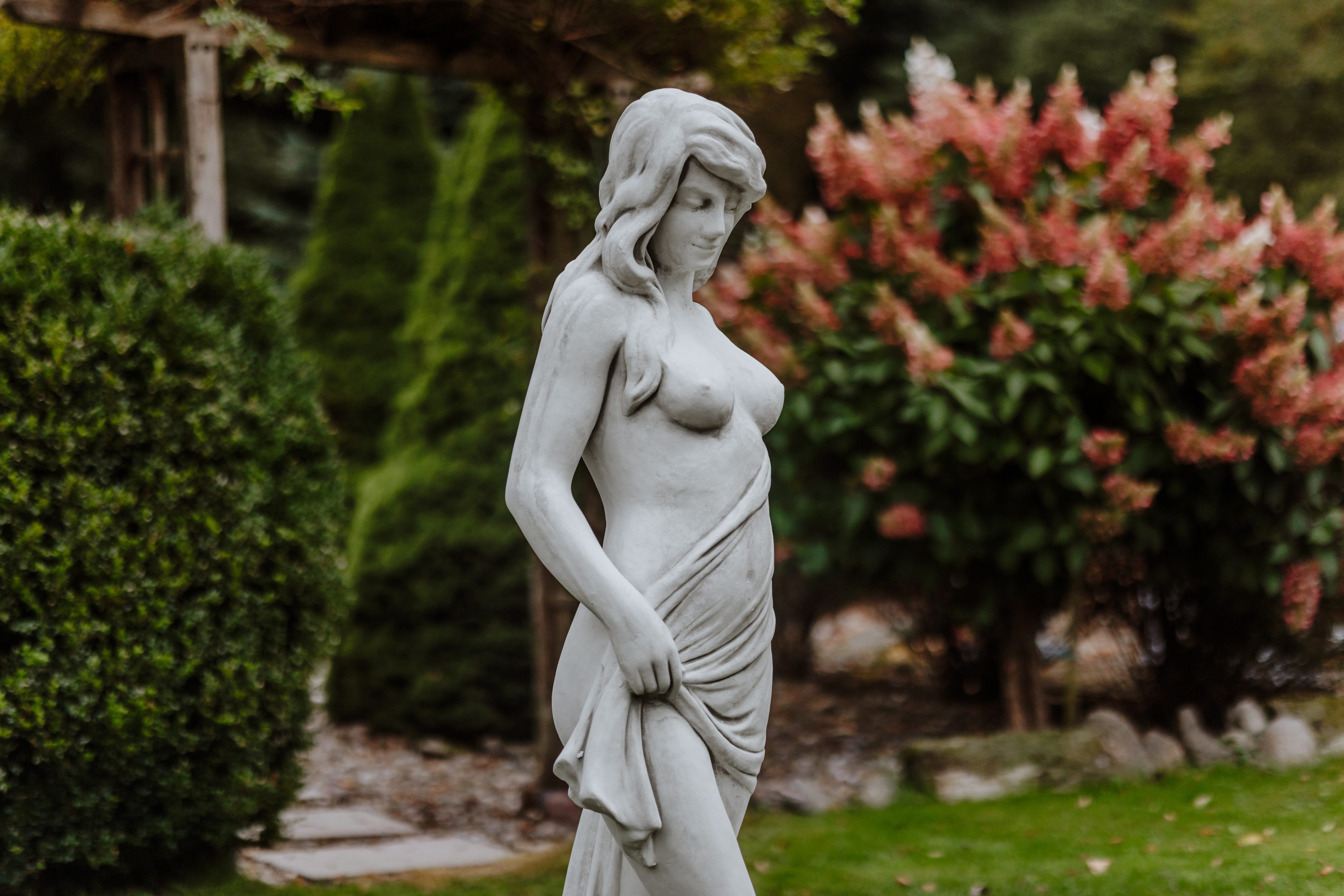 gartendekoparadies.de Gartenfigur Erotische Frauen-Statue, H. 149 cm, 144 kg, Frostsicher