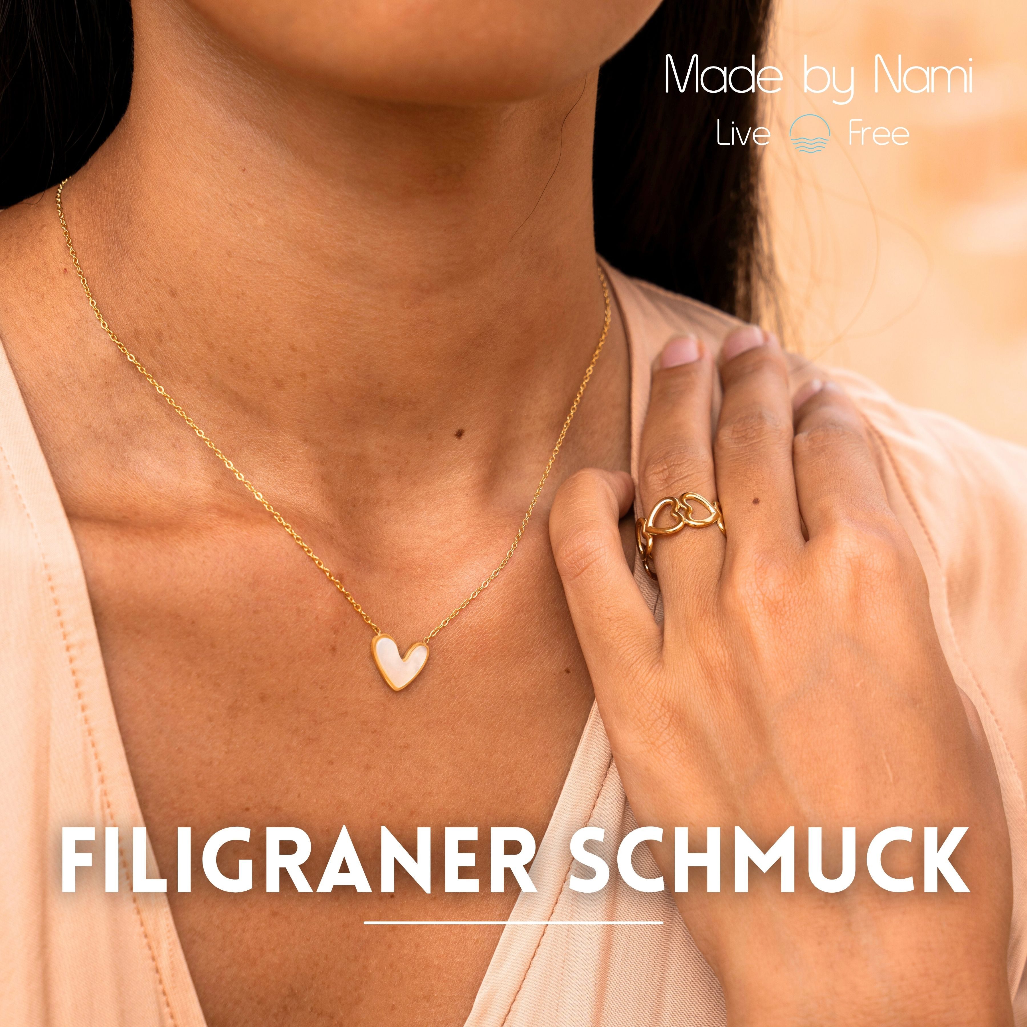 Made by Nami Fingerring Damen Gold aus chirurgischem Edelstahl mit Herzen, Größen-Verstellbarer Ring Wasserfester Schmuck Geschenk für Sie