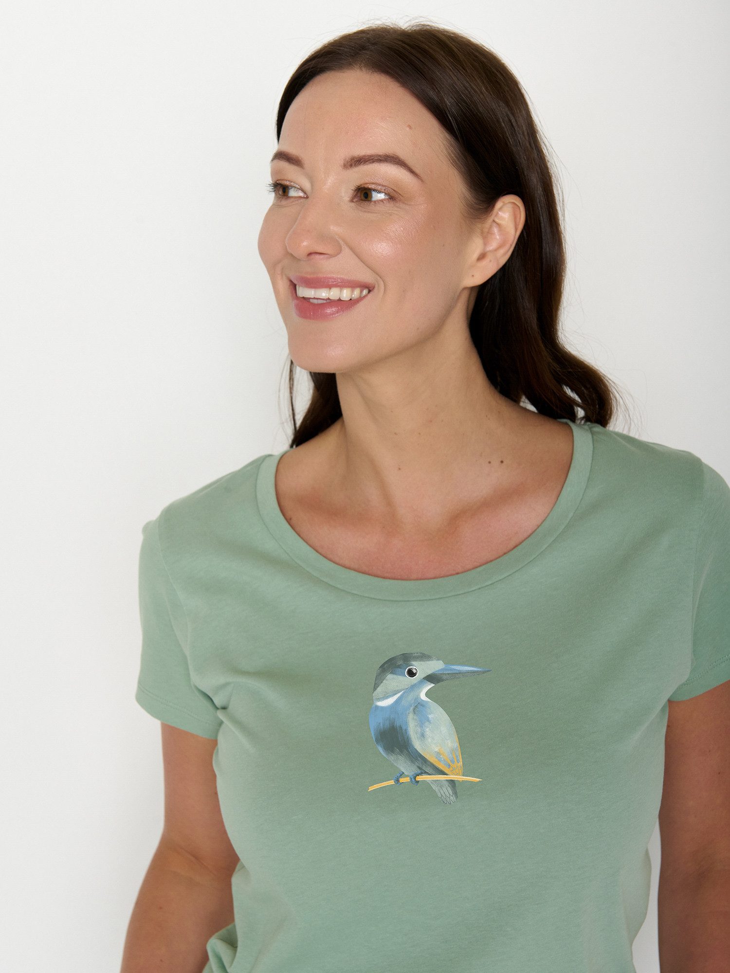 GreenBomb T-Shirt Loves Bird Look (1-tlg., 1) figurbetont, leicht tailliert, klassische Kurzärmel
