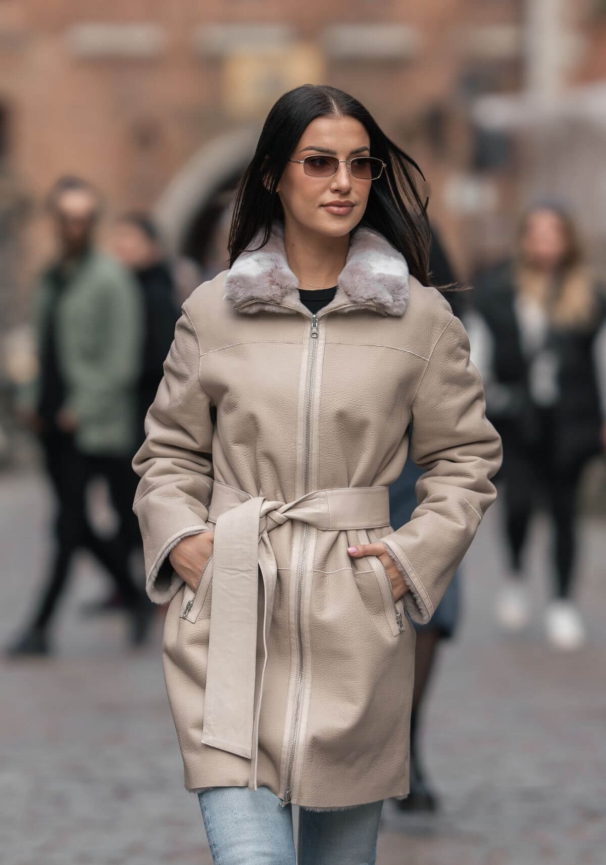 Hollert Winterjacke Damen Lammfelljacke Justine zum Wenden Beige günstig online kaufen