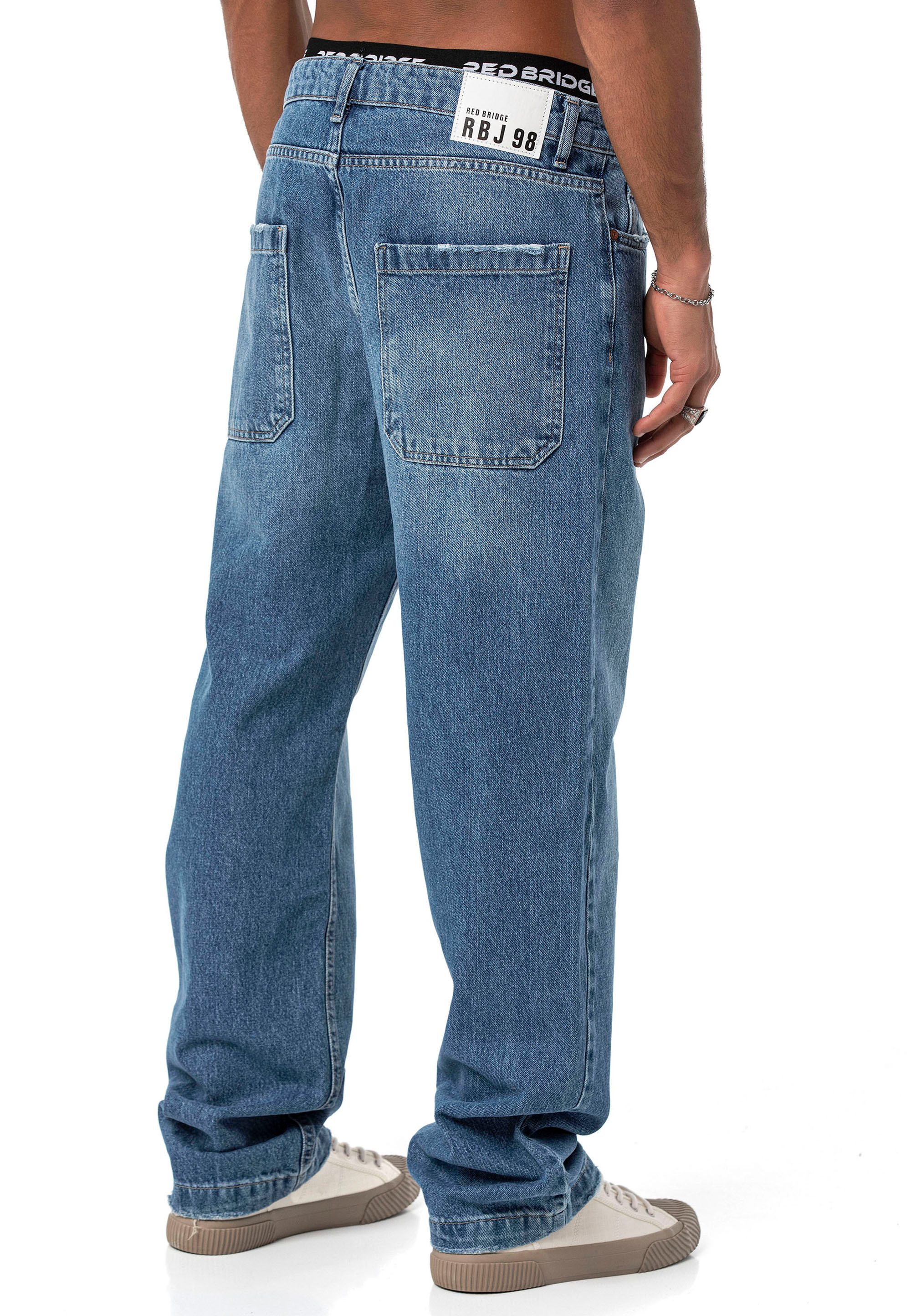 RedBridge Weite Jeans im Baggy Style mit Used Waschung 5-Pocket-Style – Bild 4 von 5