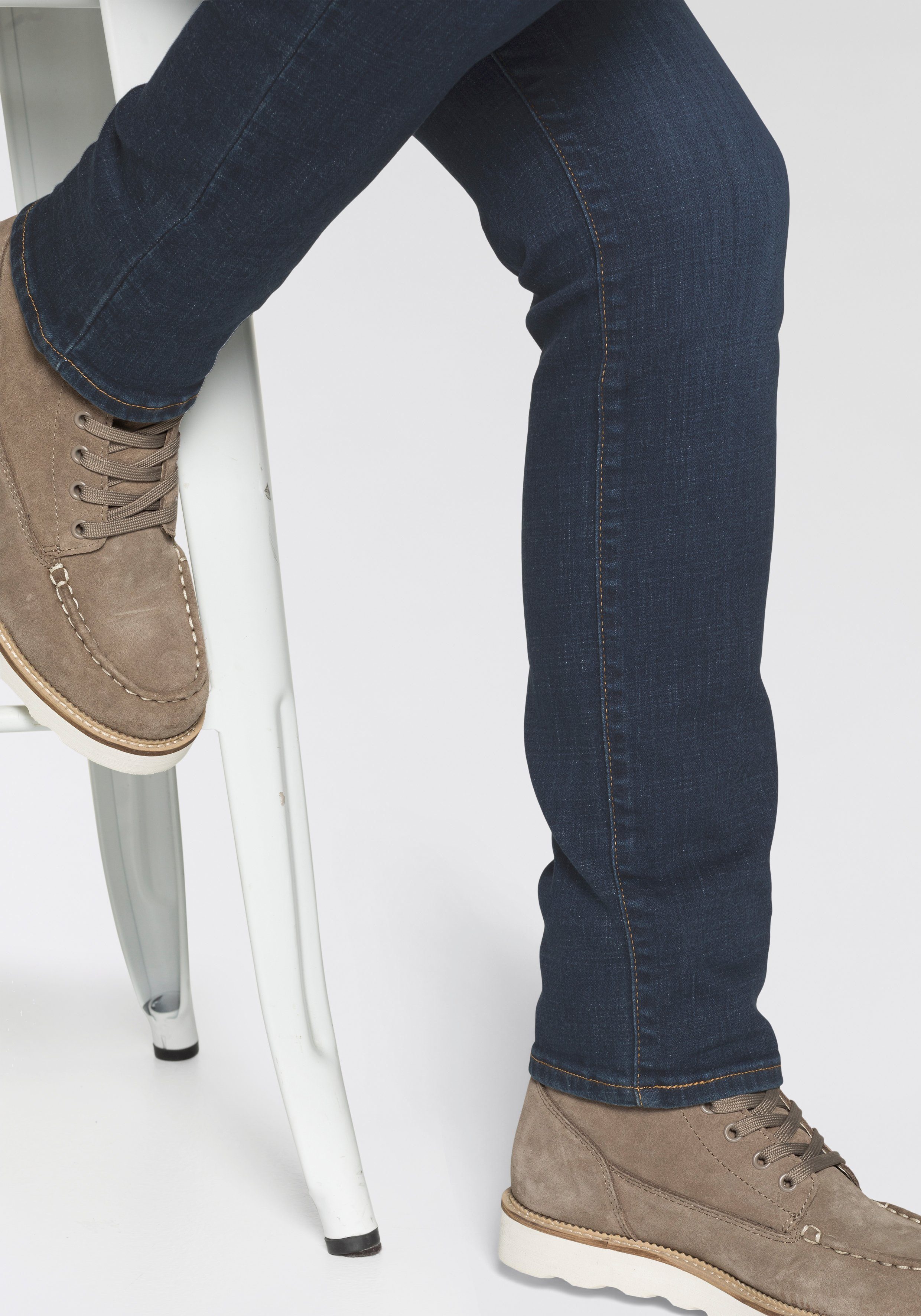 Levi's® Röhrenjeans 312 SHAPING SLIM Schmale Shaping Slim Form – Bild 4 von 5