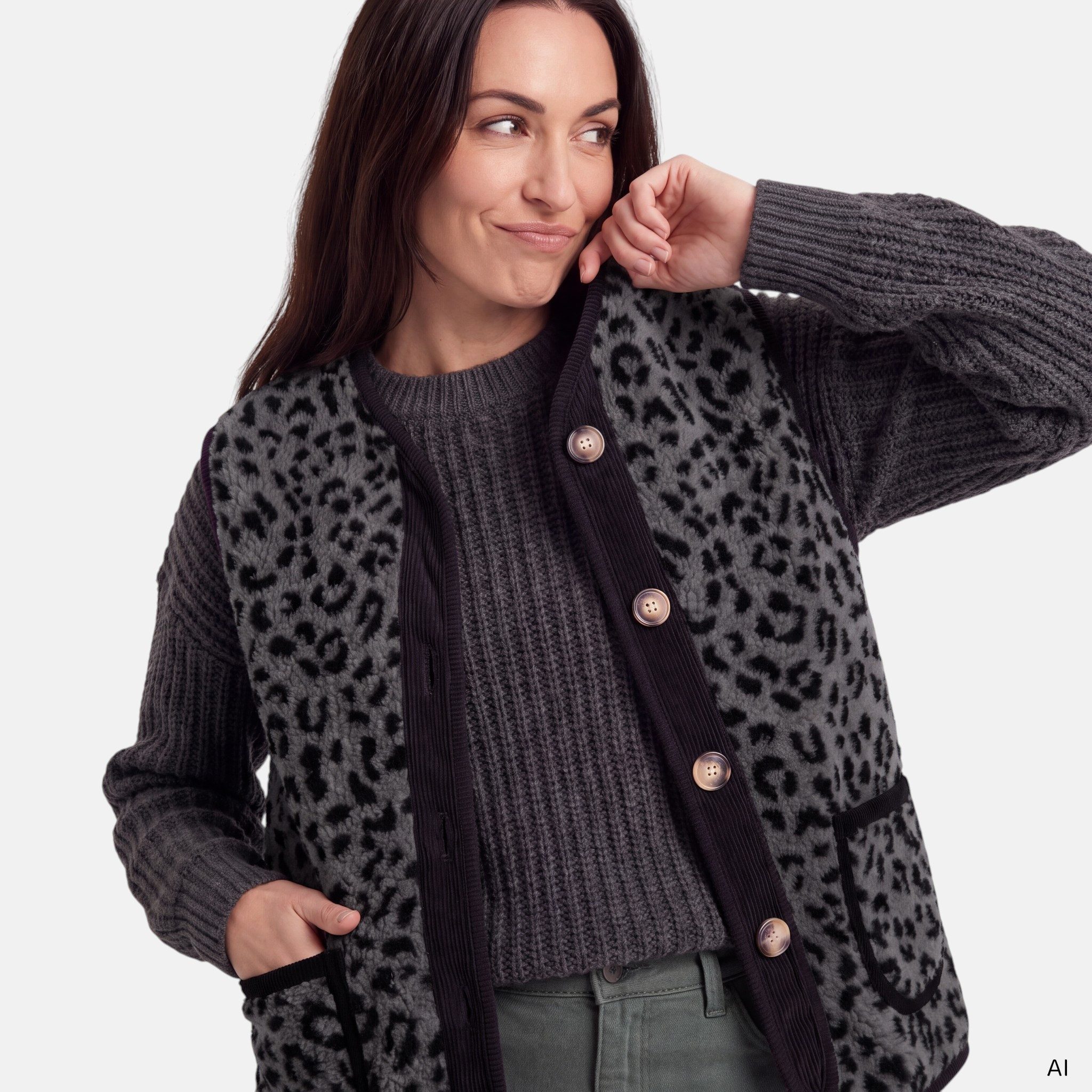 OriginalYou Kurzweste Teddyweste Leo Look Grau Damen Boucléweste mit Knöpfen auch in großen Größen erhältlich, Leo Look mal anders