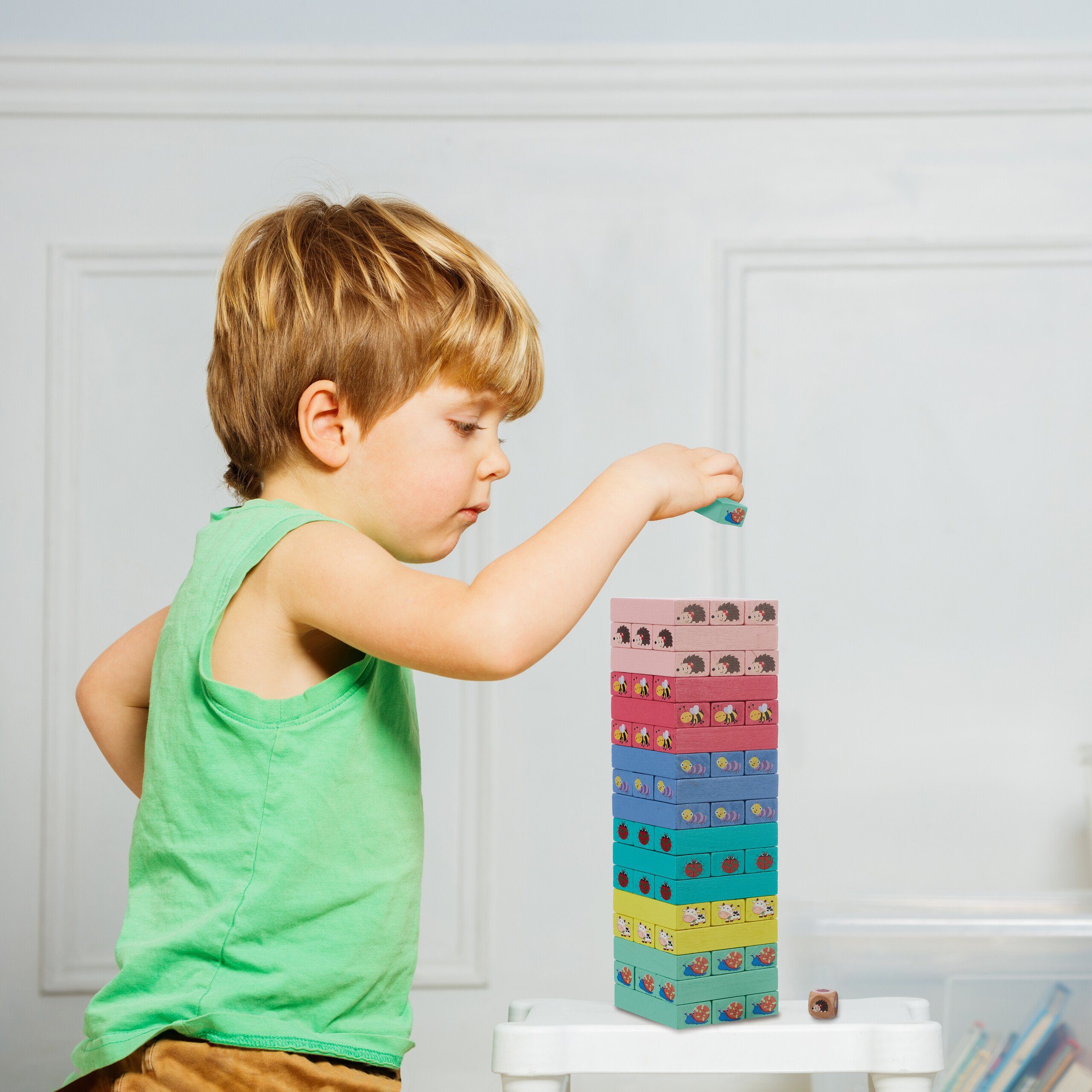 relaxdays Stapelspielzeug Bunter Wackelturm aus Holz mit Tieren